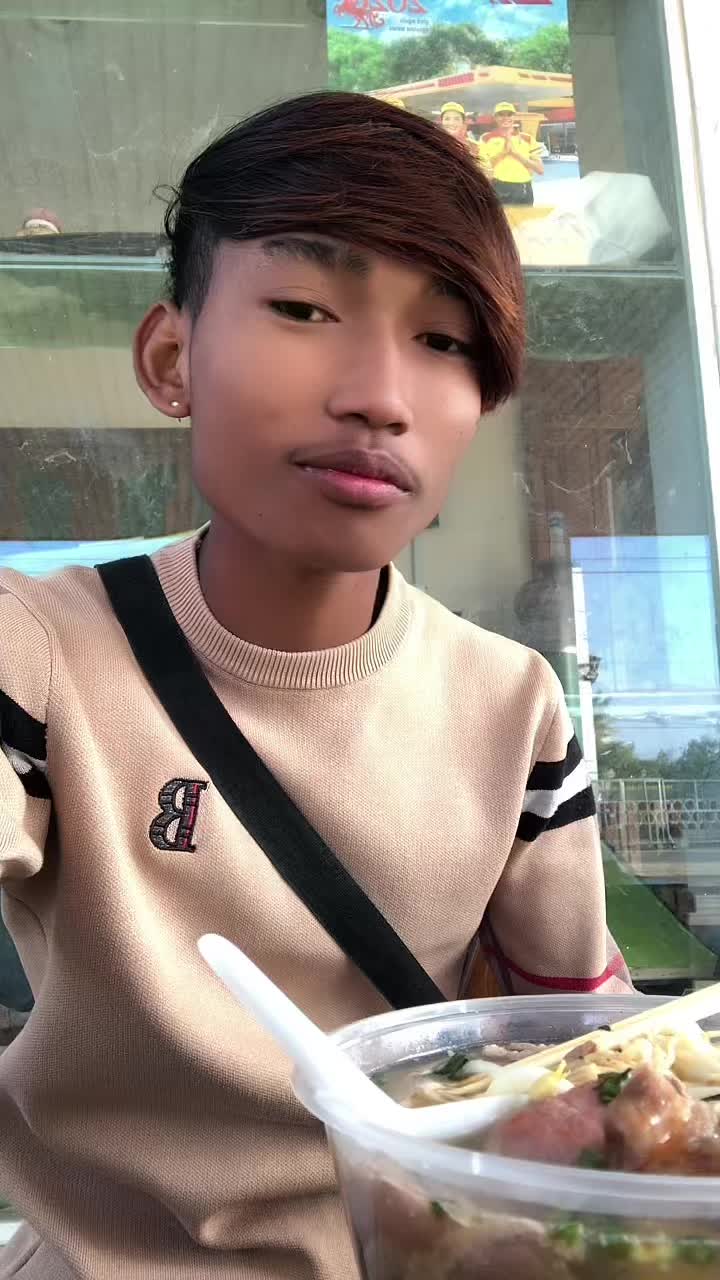 @ចាំល្បីចាំដាក់ឈ្មោះ