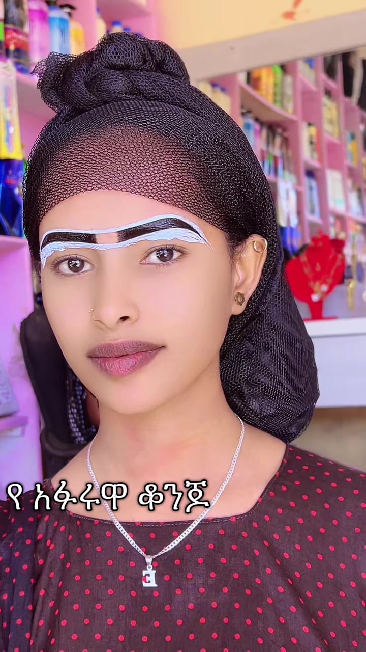 @F e t i   M A K E -UP💄💅