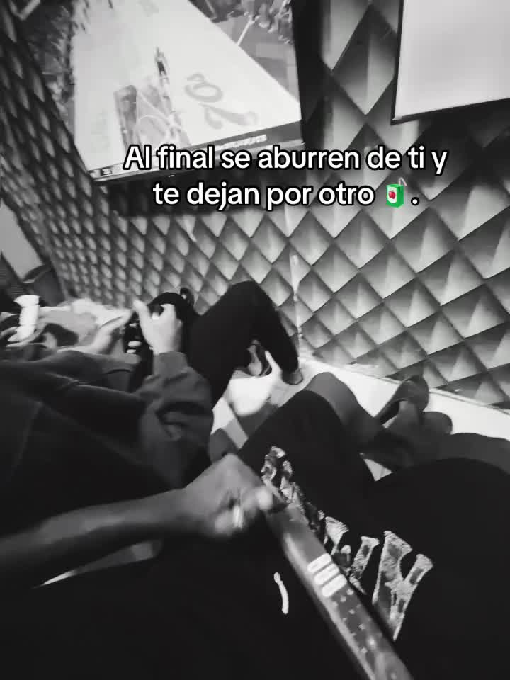 @️