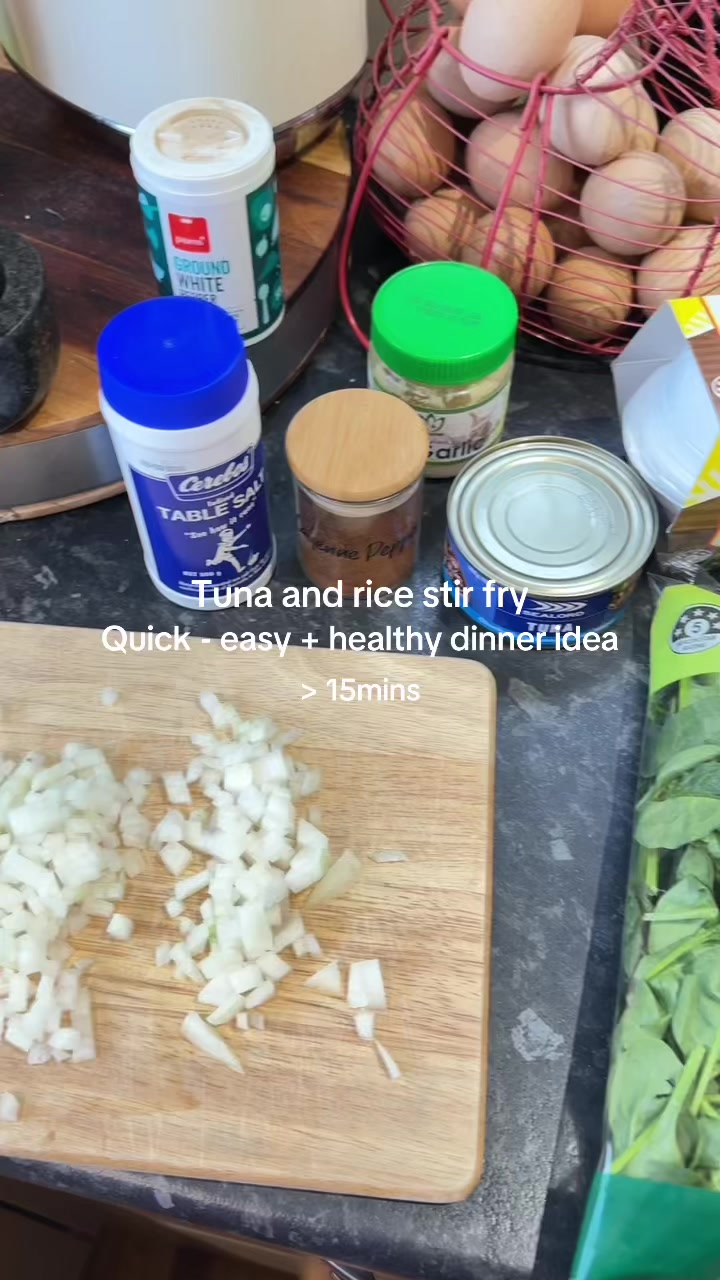 @lauraxsutton