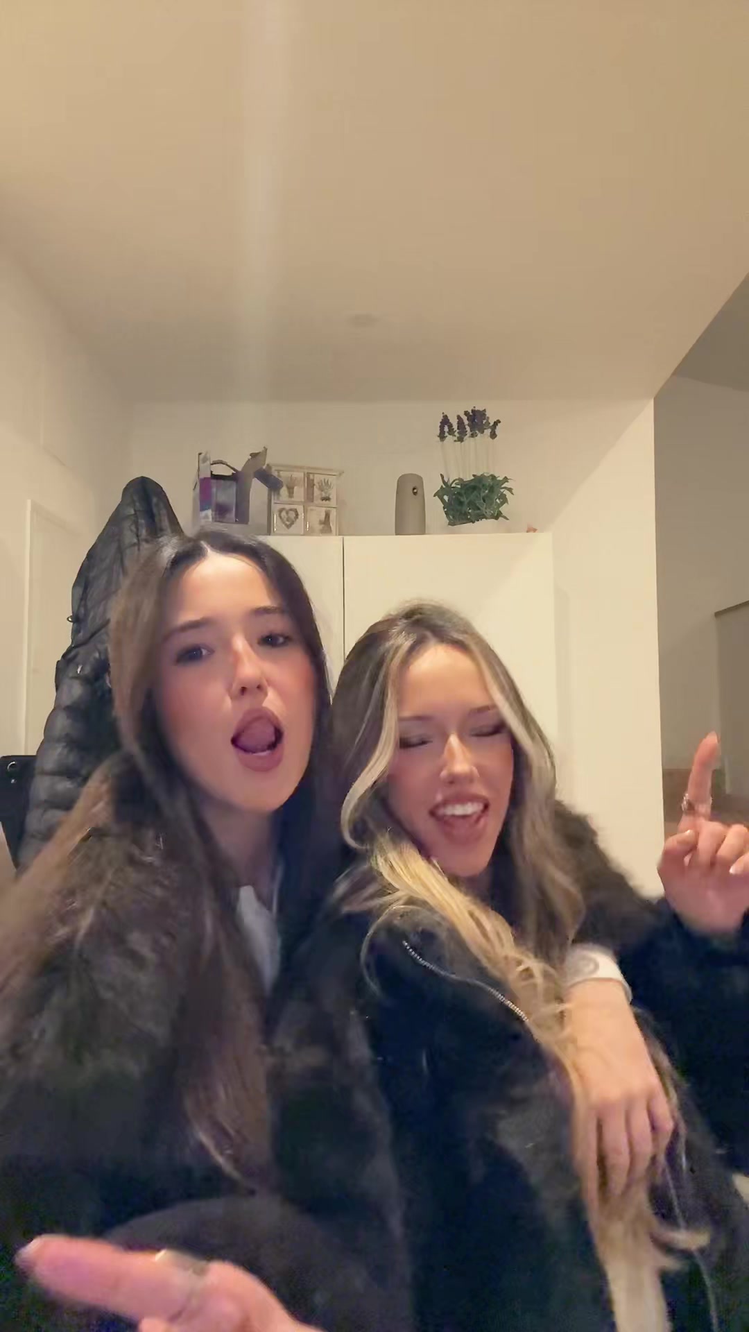@𝐣𝐨𝐫𝐝𝐢𝐢𝐧𝐚💋