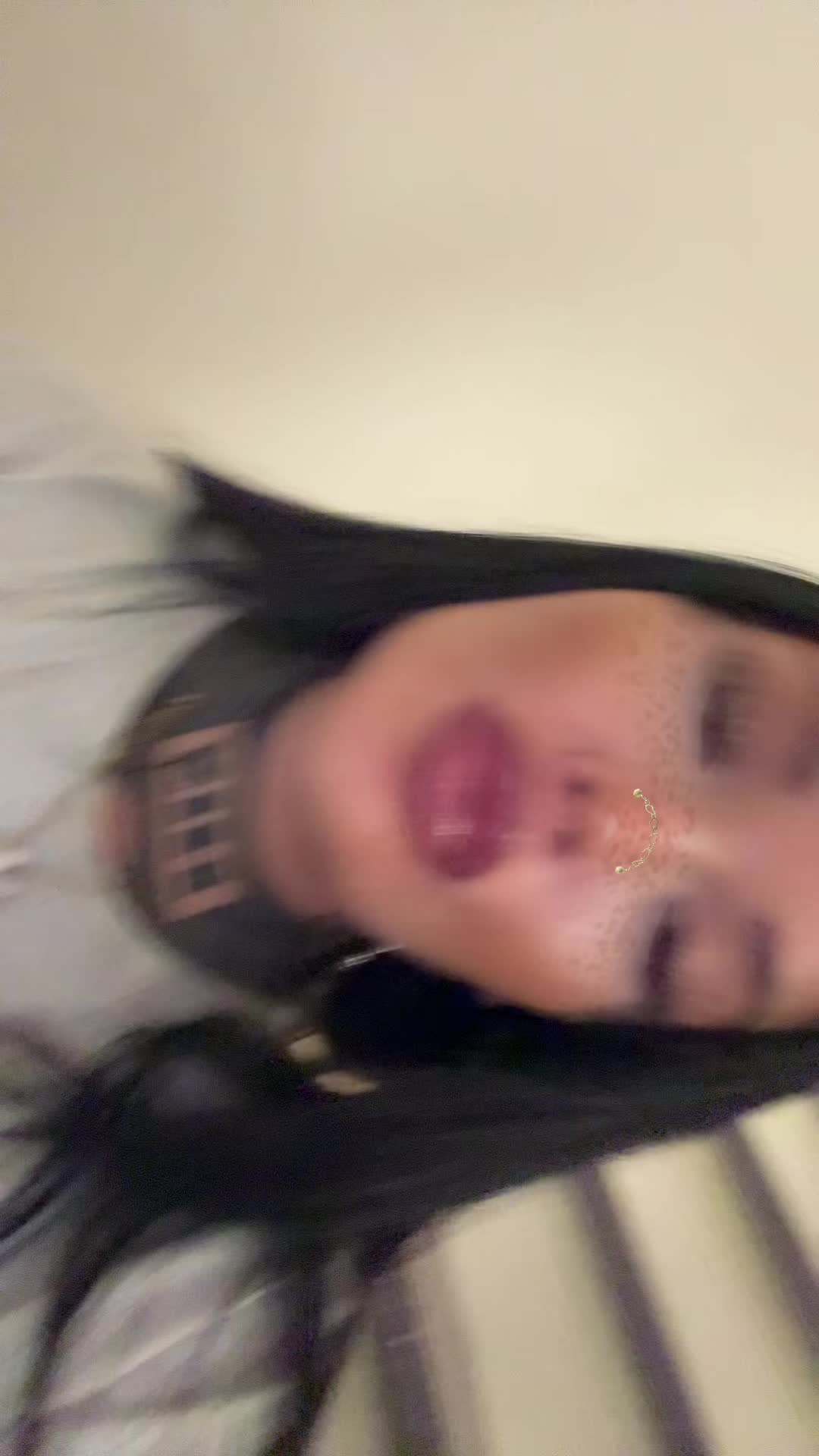 @_melinacurvesss_