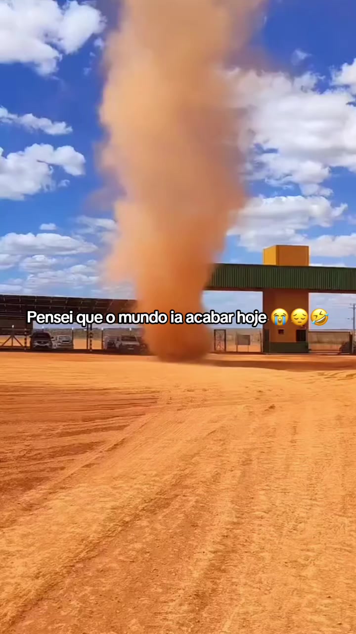 @typhoon-furac&atilde;o