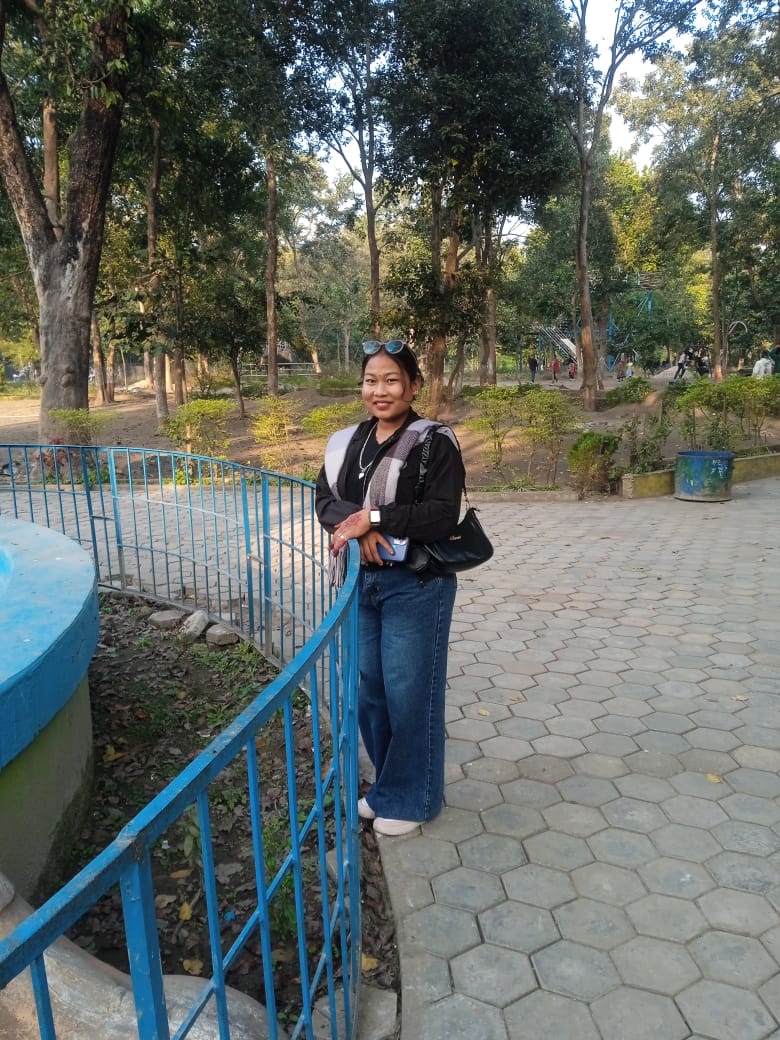@🦋meehu-Tharuni🦋