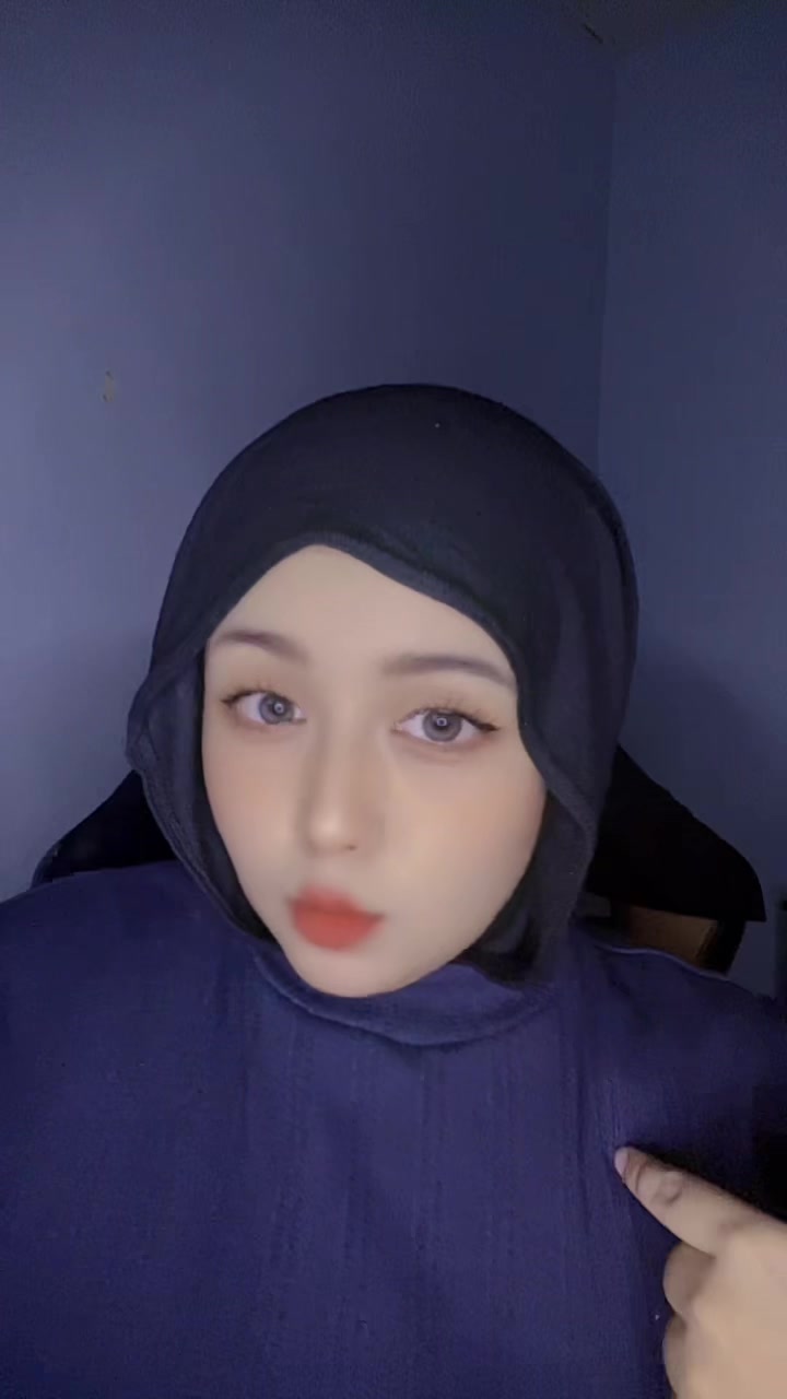 @𝔂 𝓸 𝓼 𝓱 🦊