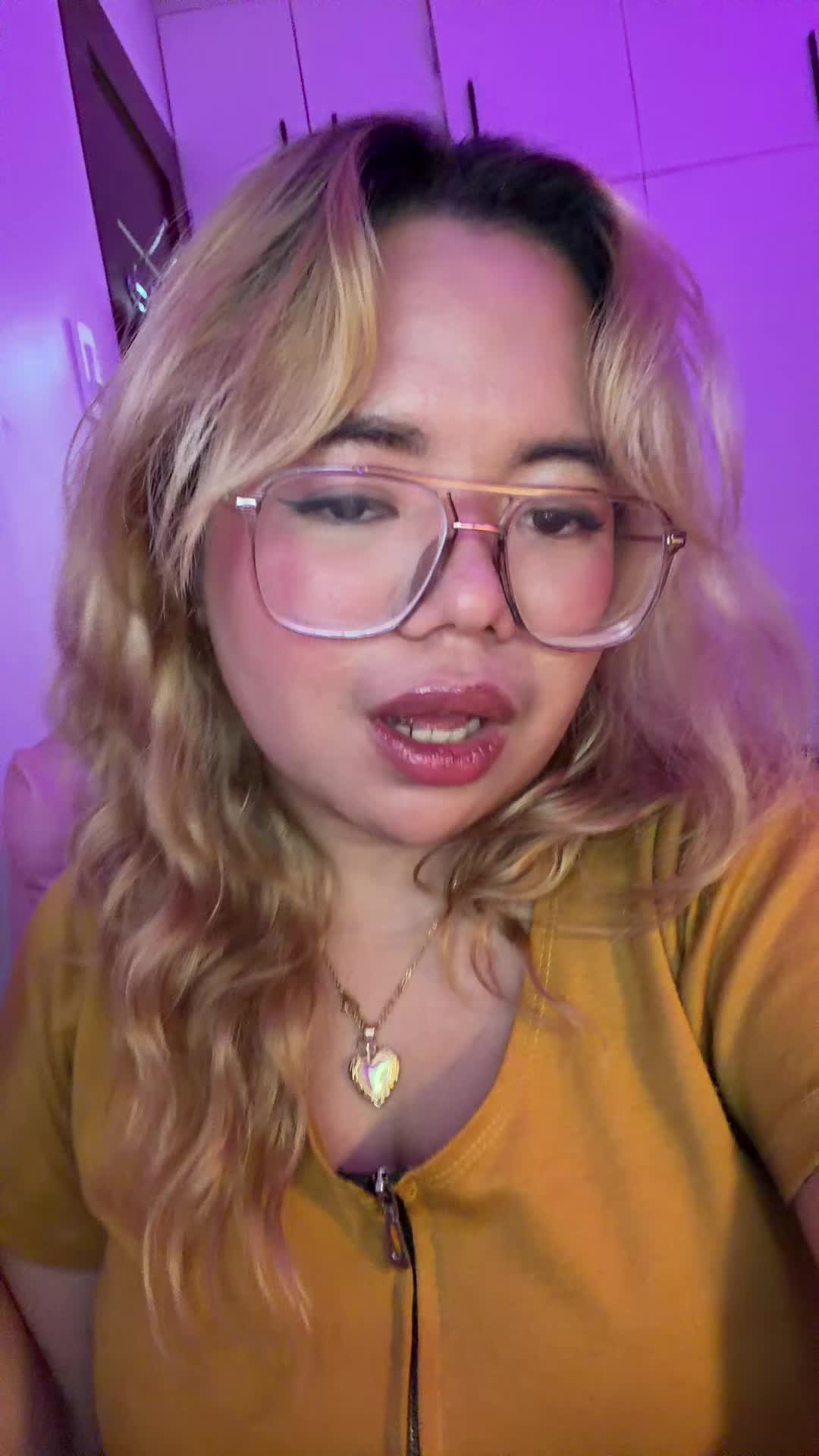@bee 🍯