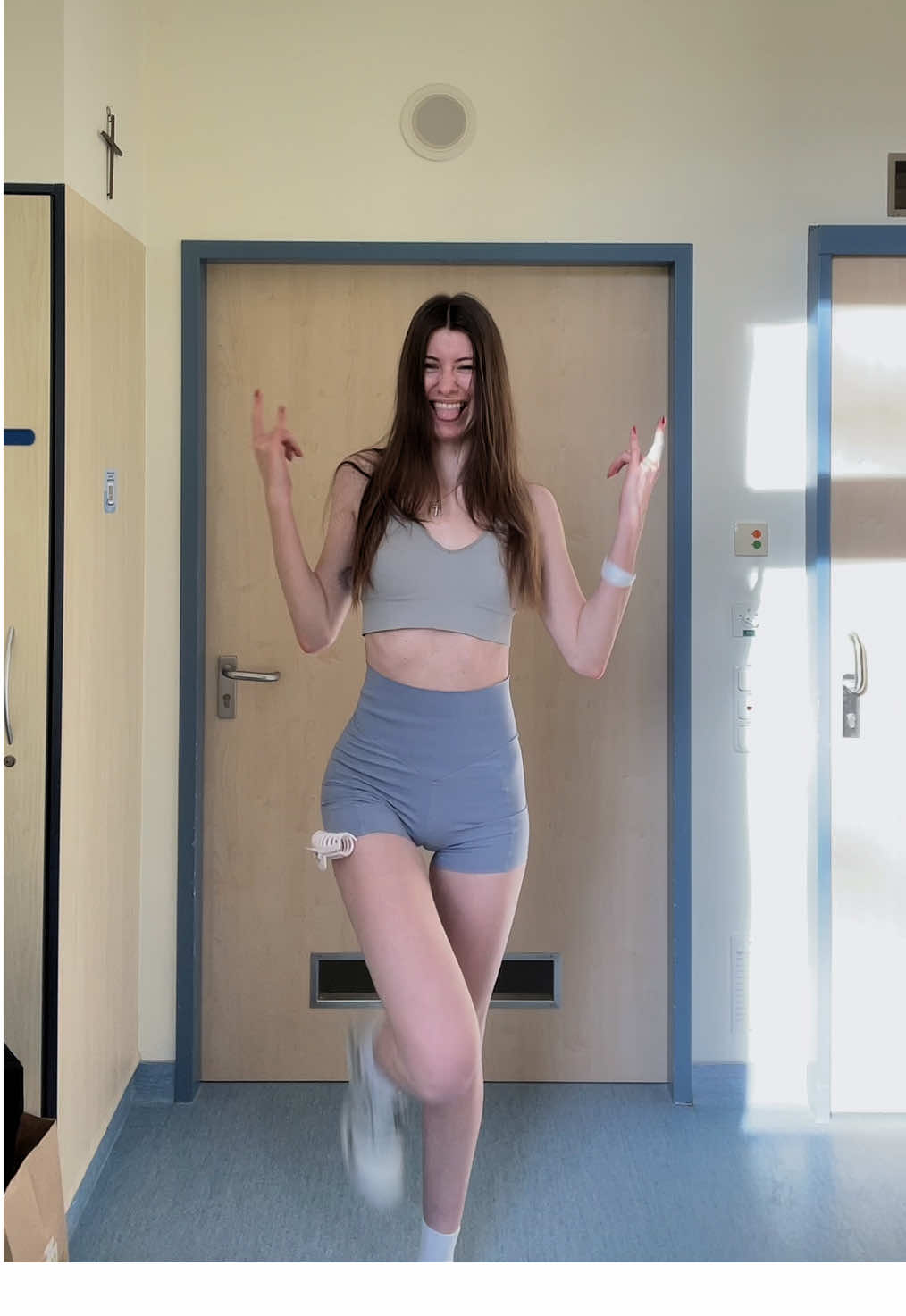 @annaiiiiiiiiiiiii