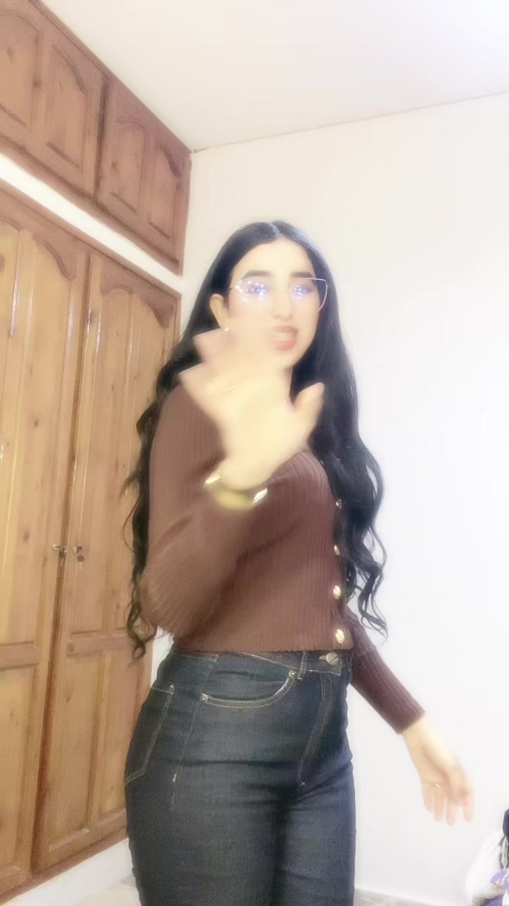 @A&iuml;cha naciri