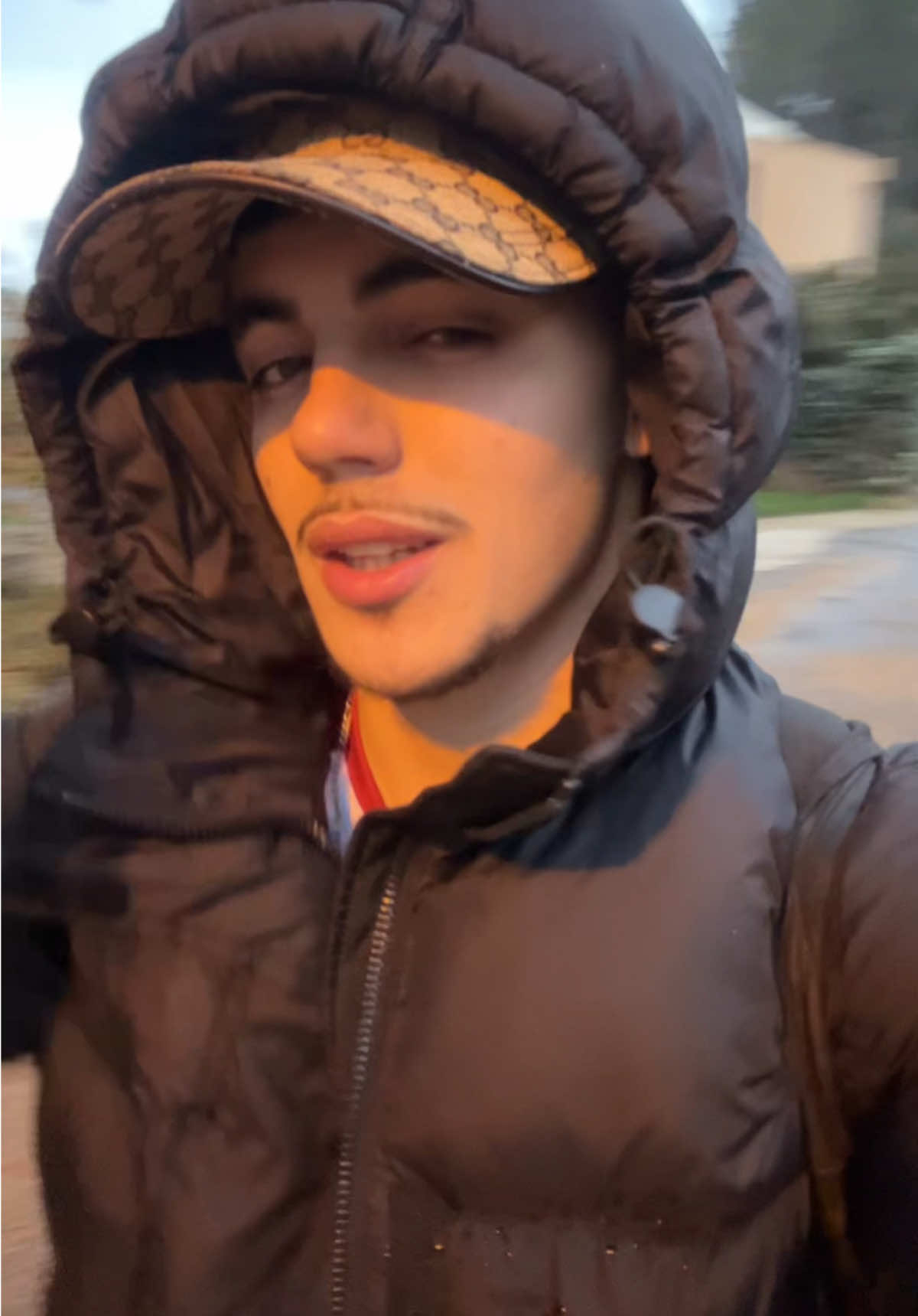 @𝖆𝖒𝖎𝖓