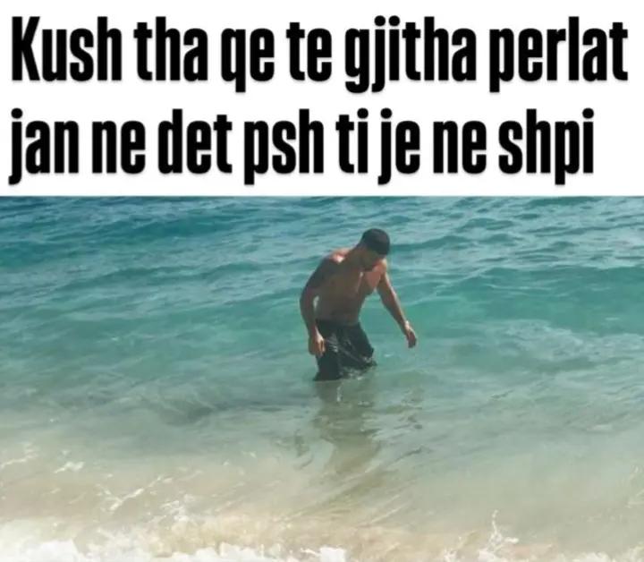@⃟