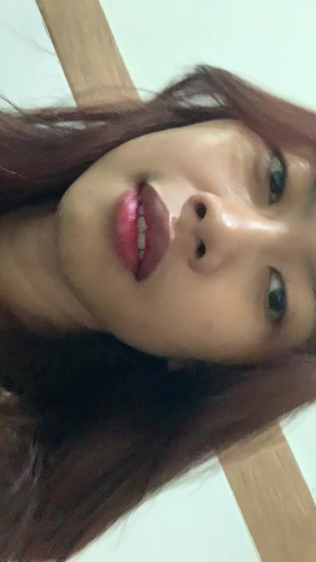 @y