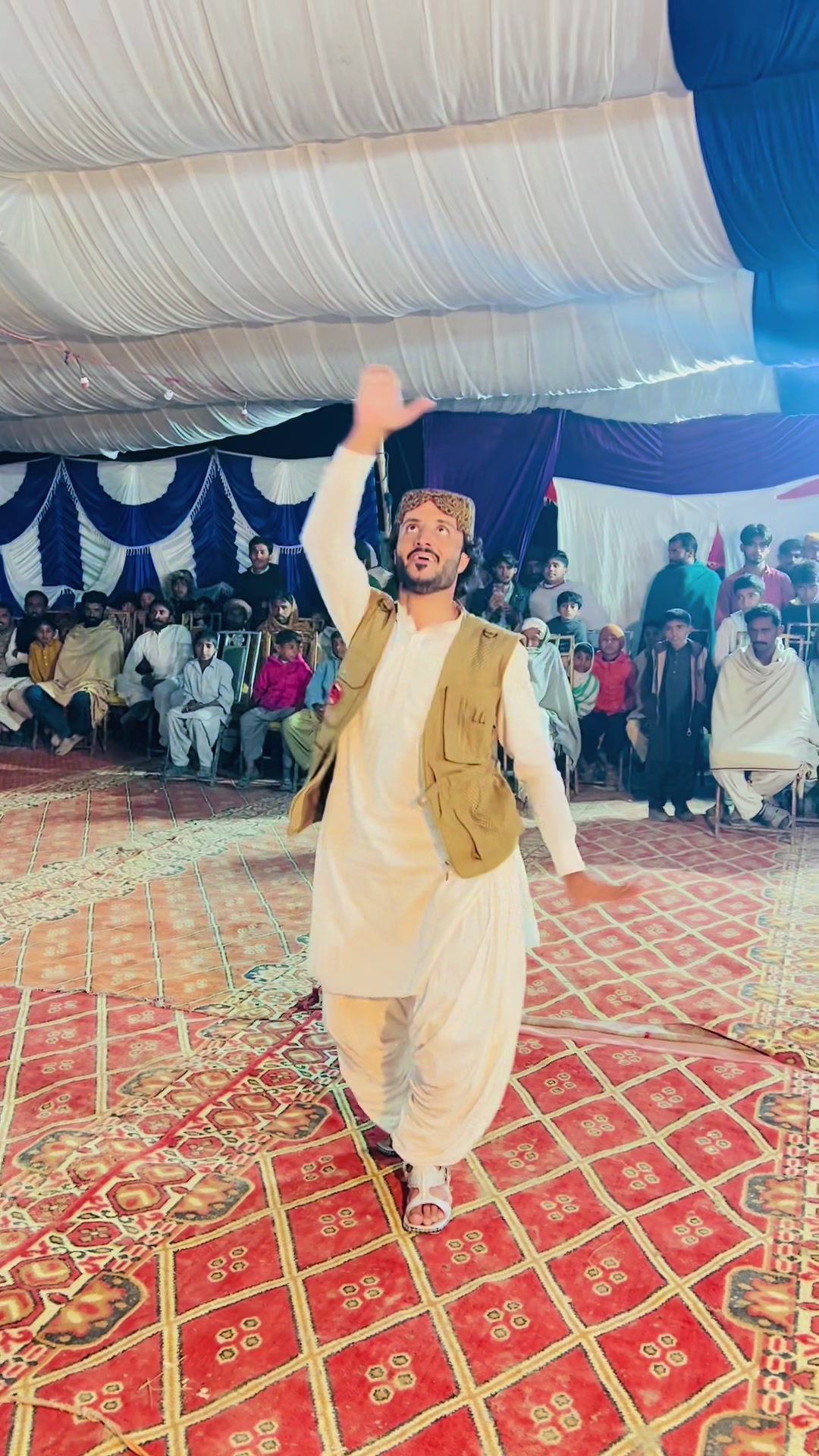 @Ishfaq Baloch💫
