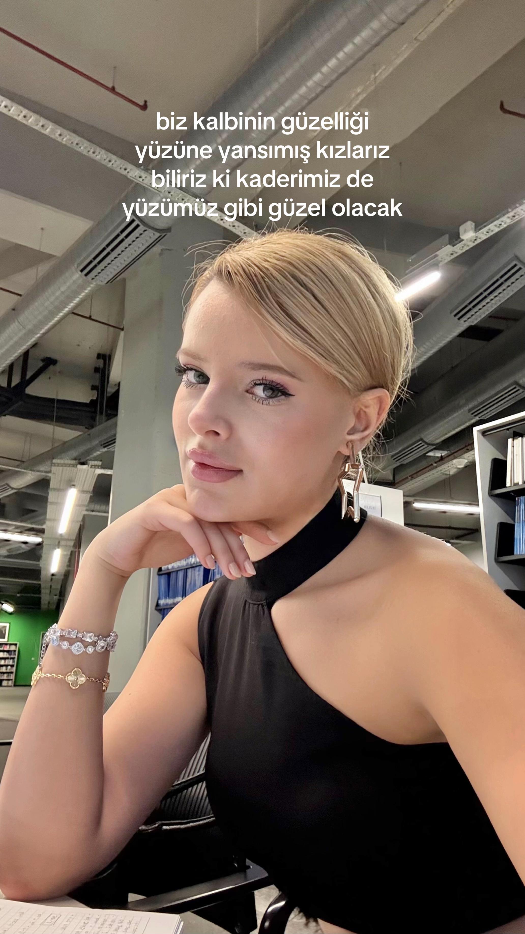 @elifsarauysal
