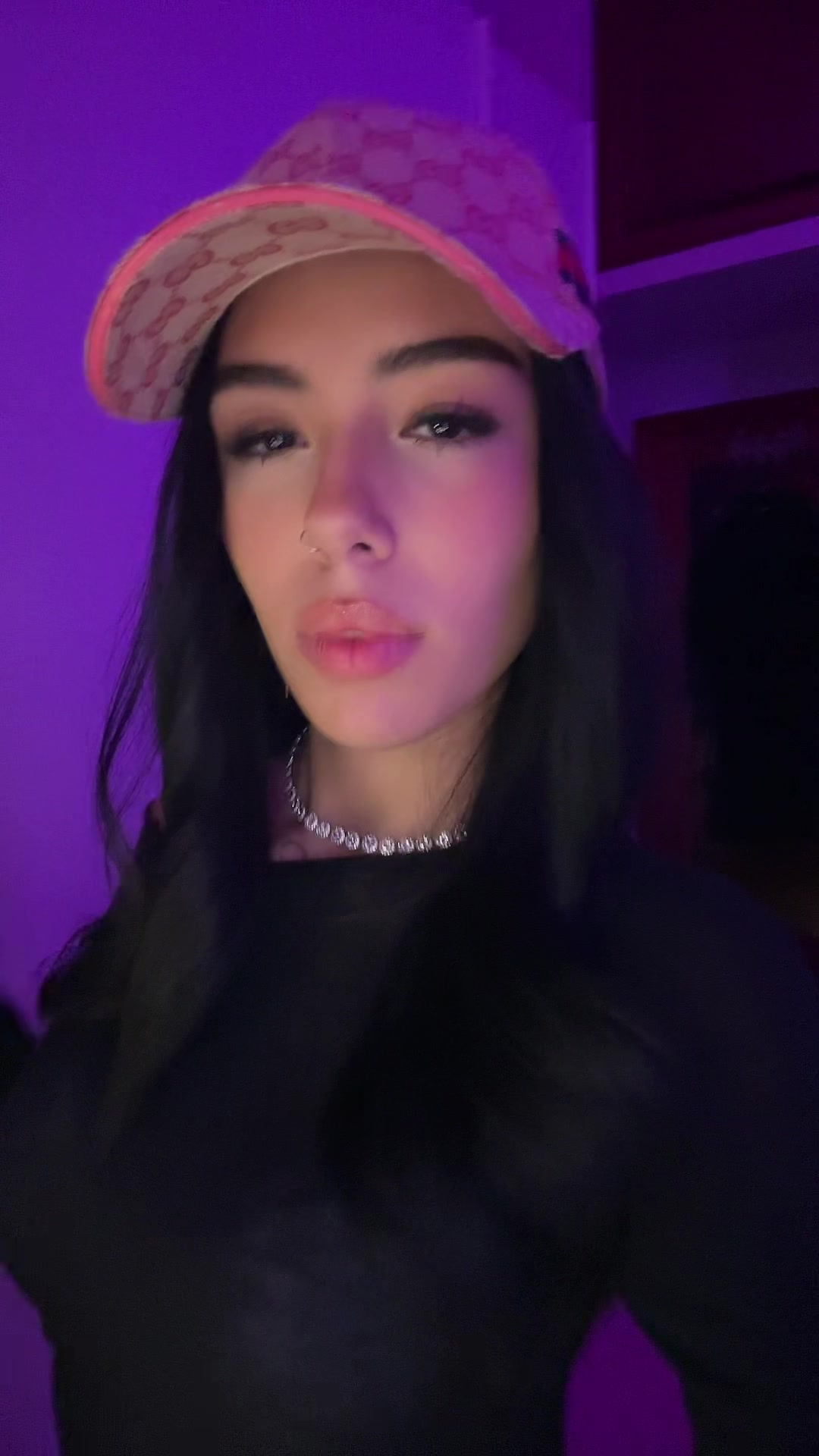 @👸🏻