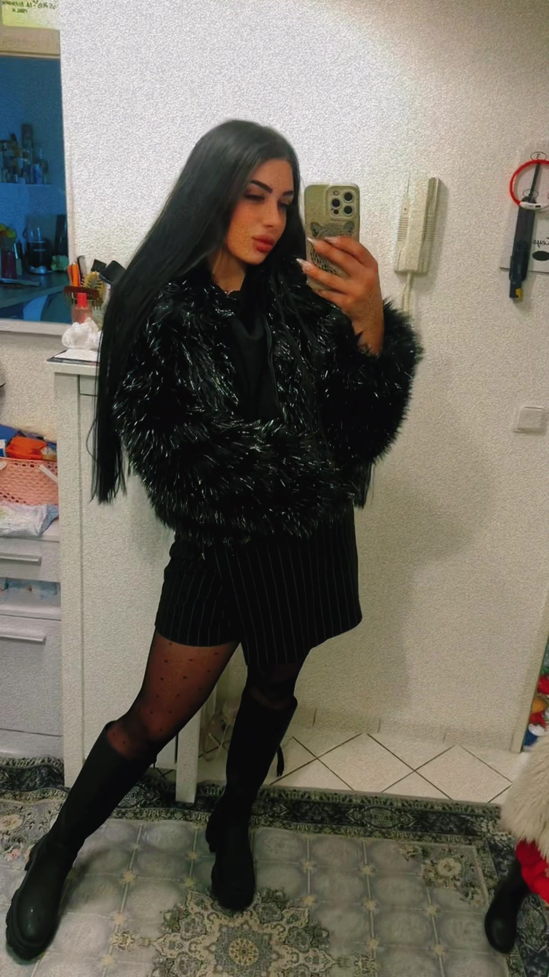 @Anca Monica