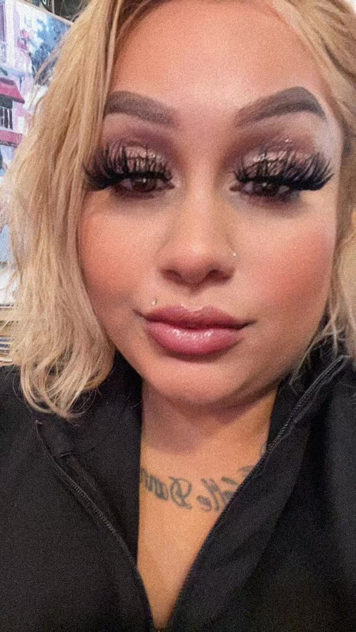 @PRETTYEYEZtacoz