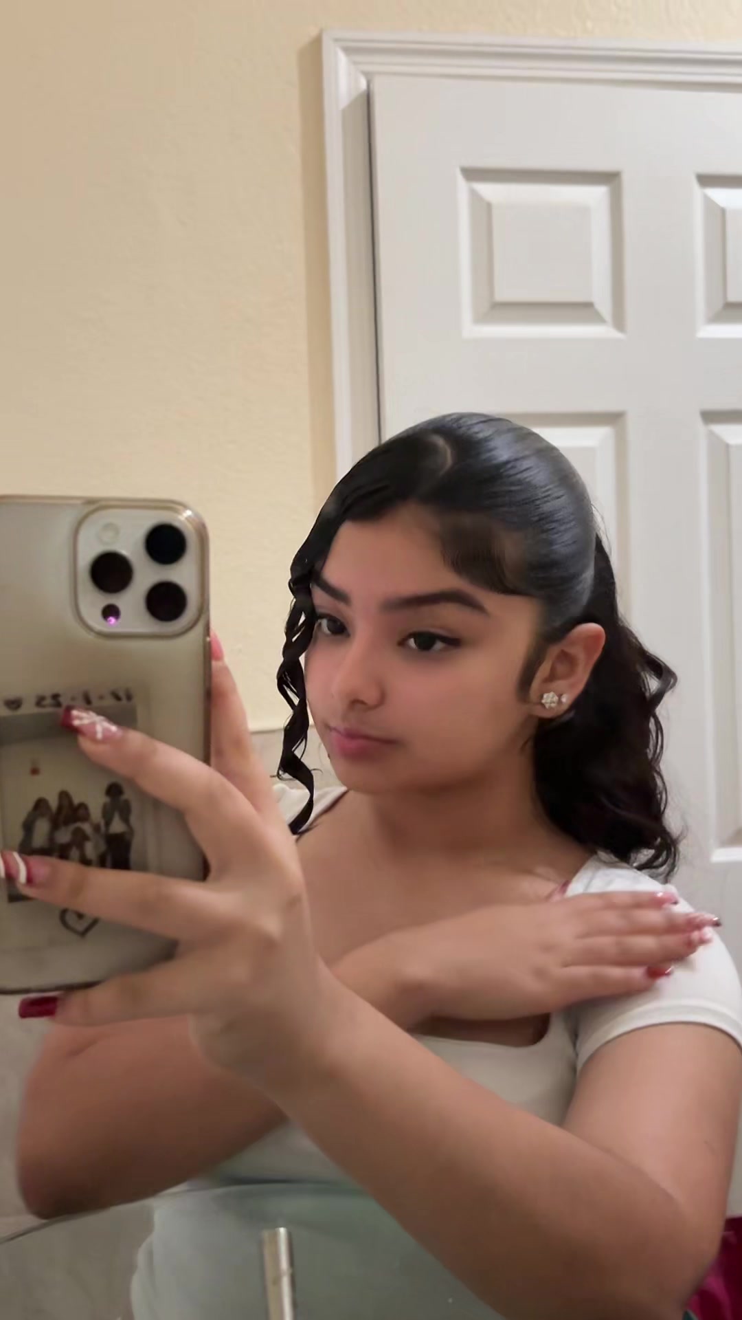@hidden_t_