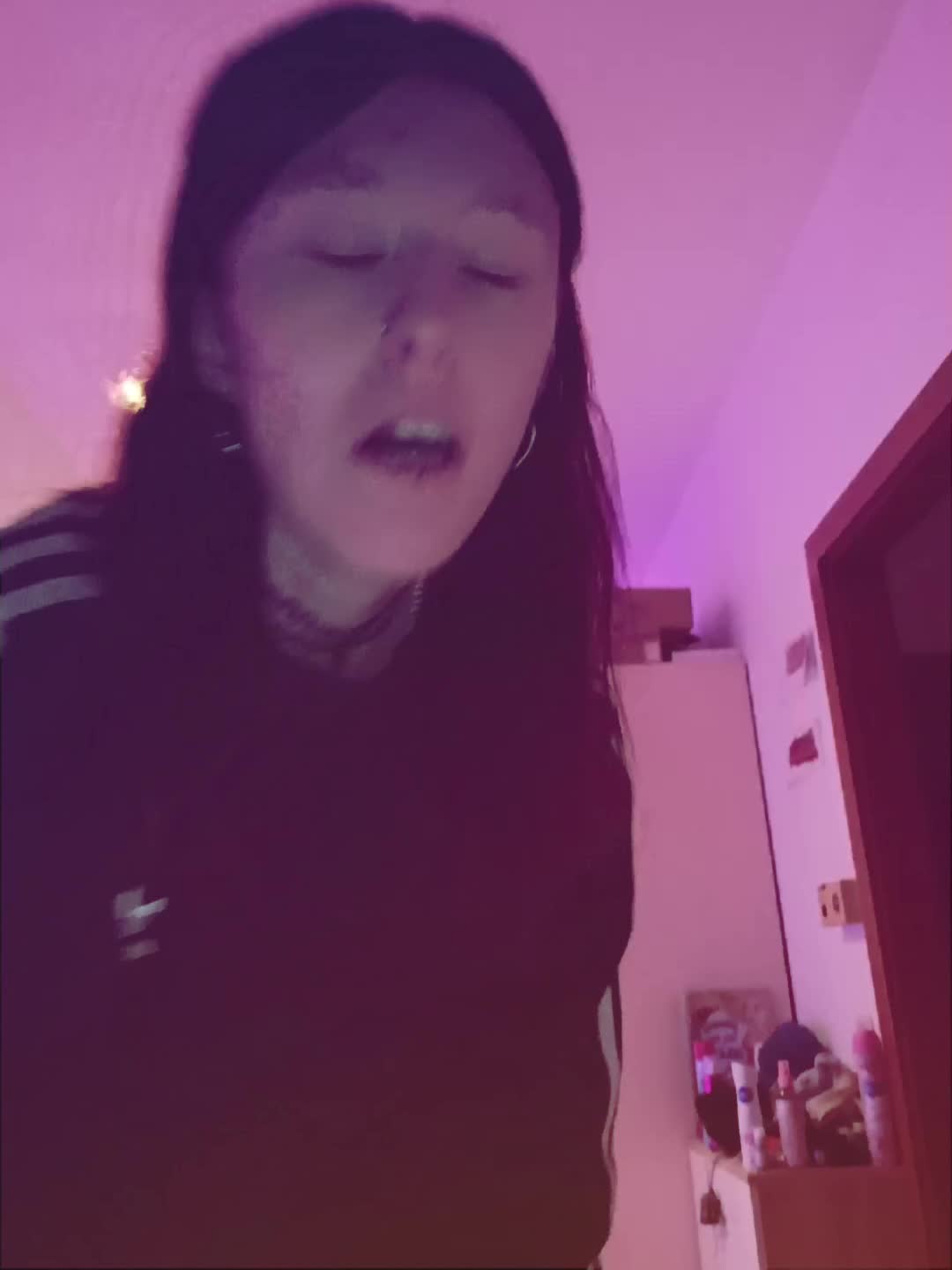 @ANGELINAAA🥹😍