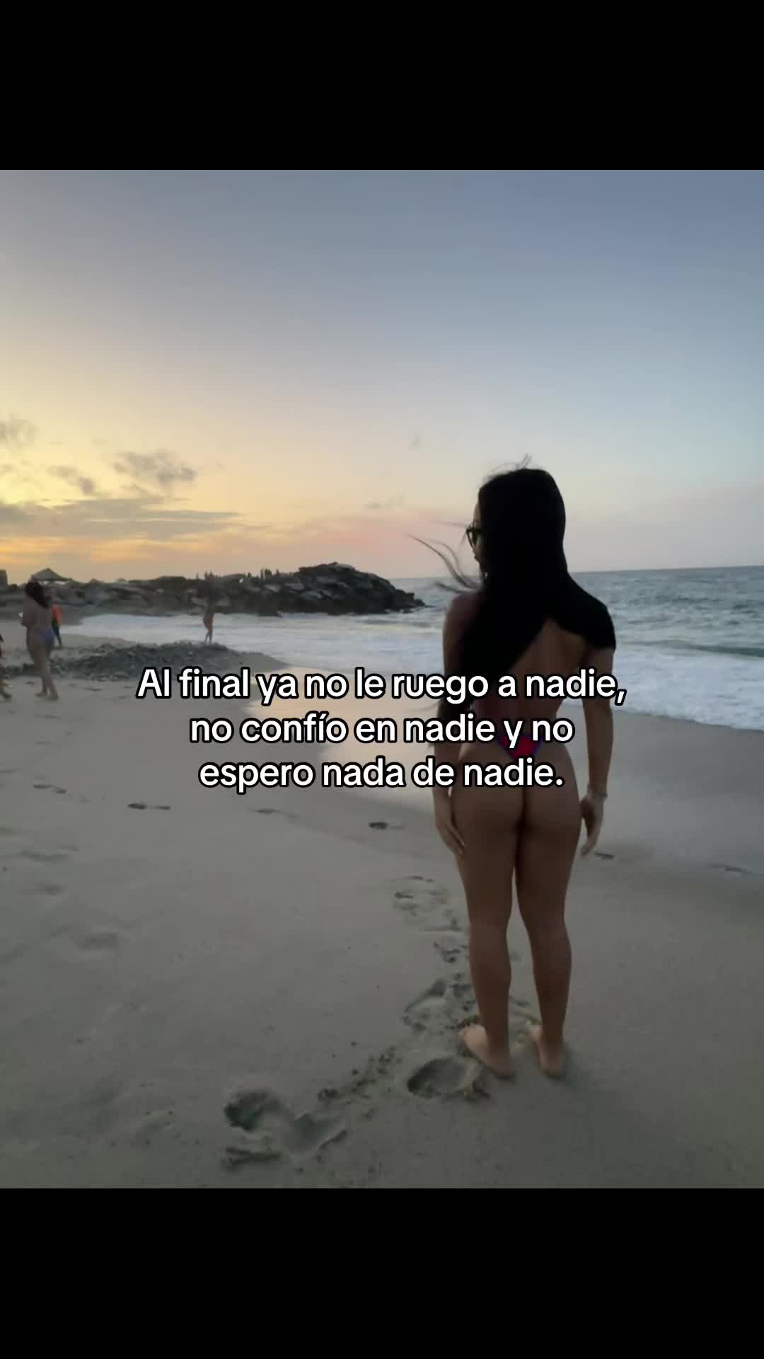 @ANA KARINA 🖤