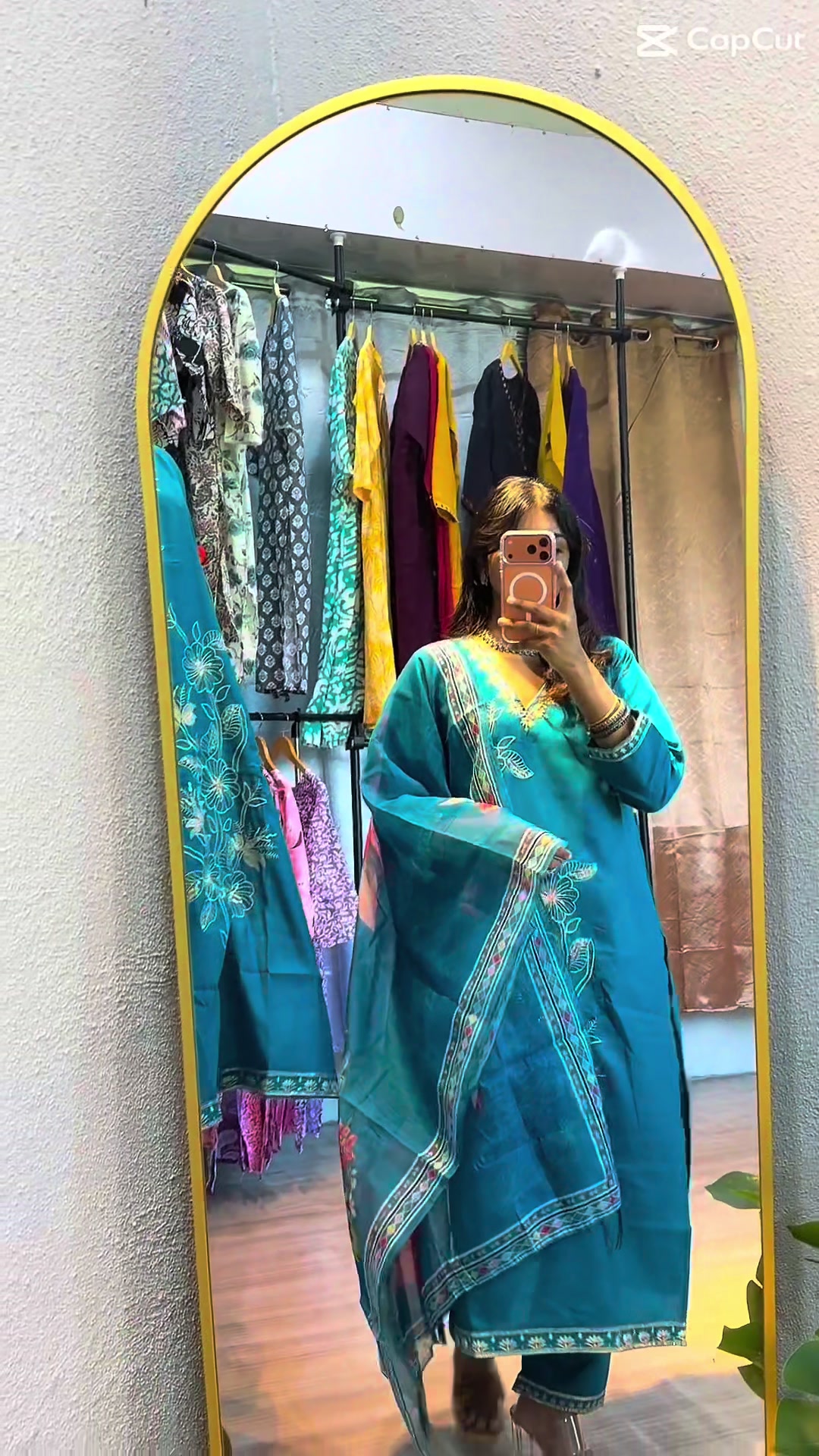 @Triny Boutique