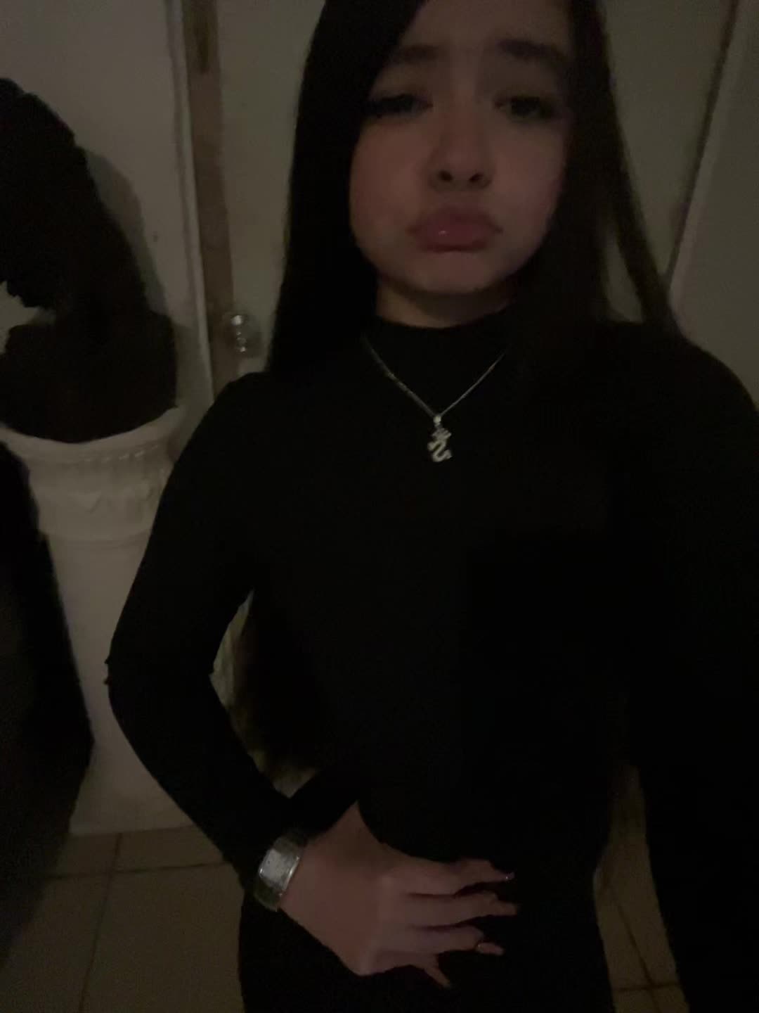 @𝒮
