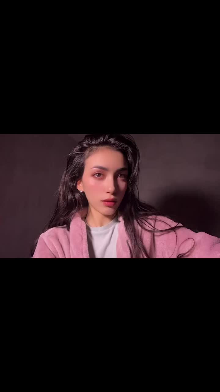 @𝙉𝙖𝙙𝙞𝙣 𝙈𝙚𝙡𝙚