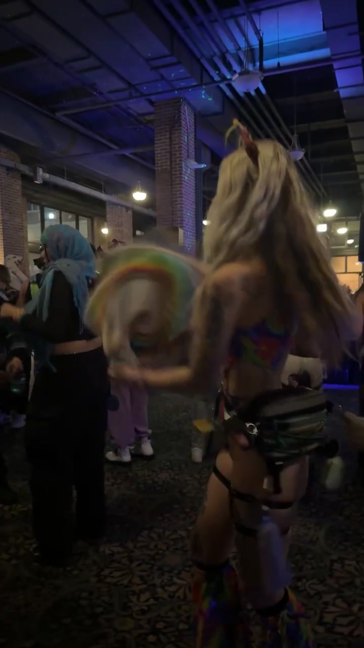 @kosmickay_