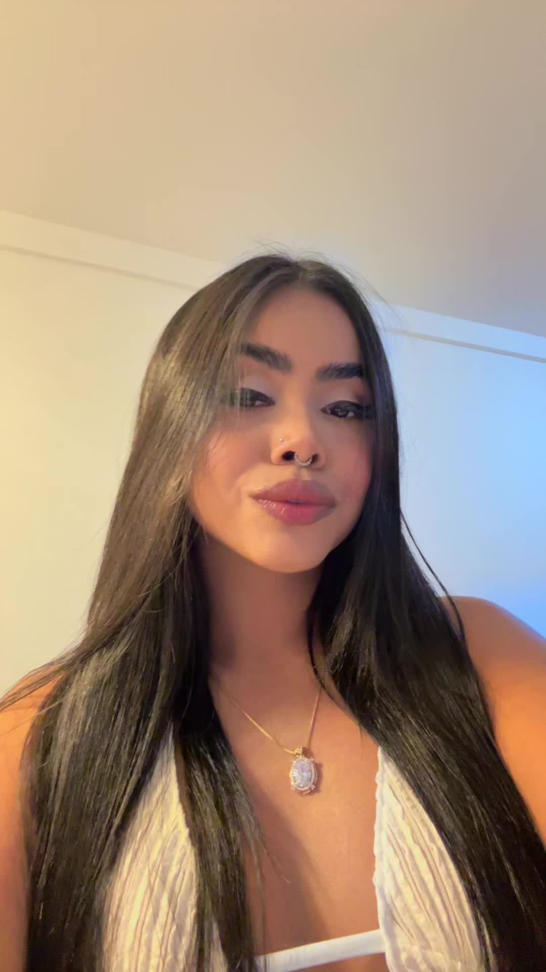 @indiaazinha083