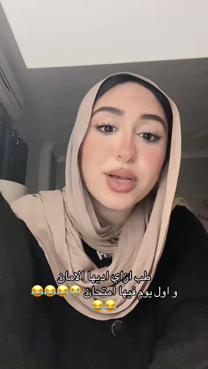 @✮