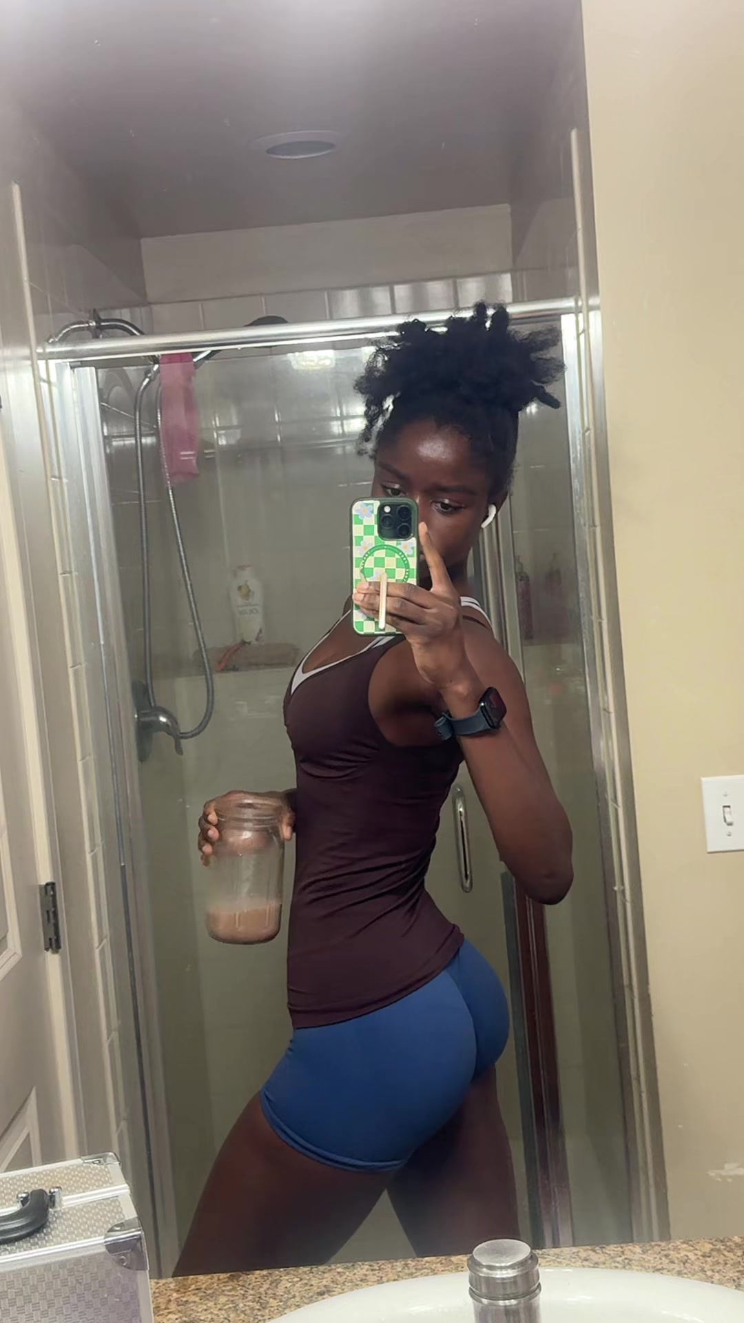 @Kundaiii