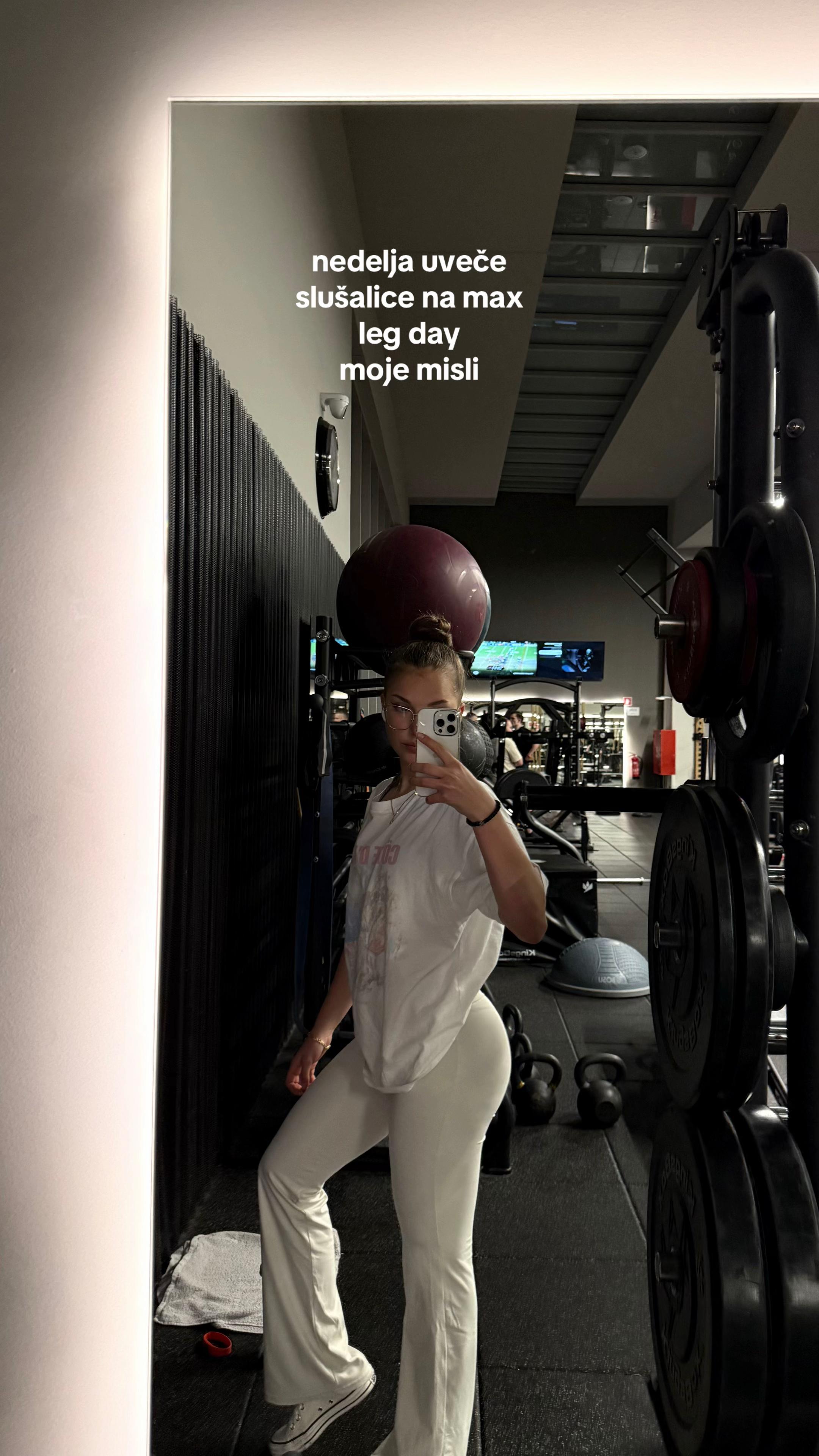 @tiasasa