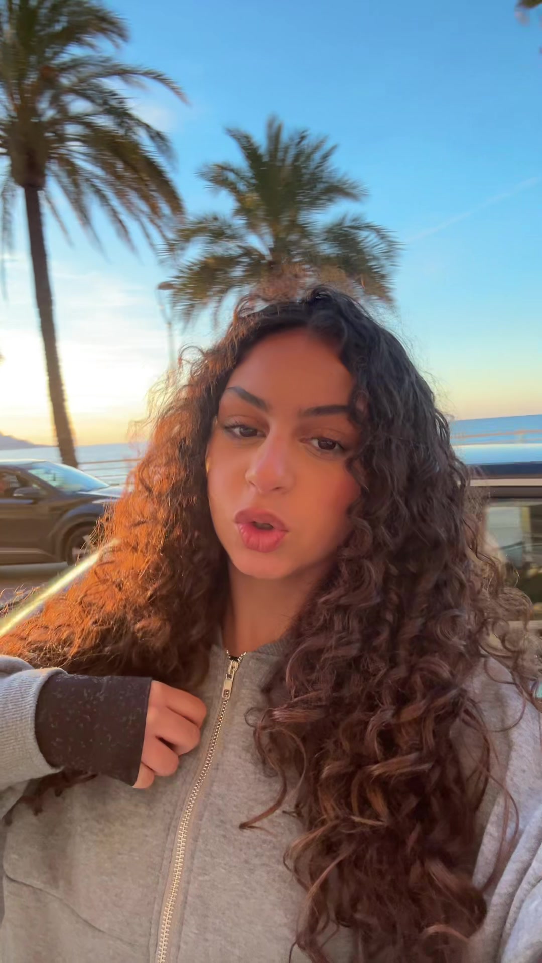 @Kely🇹🇳