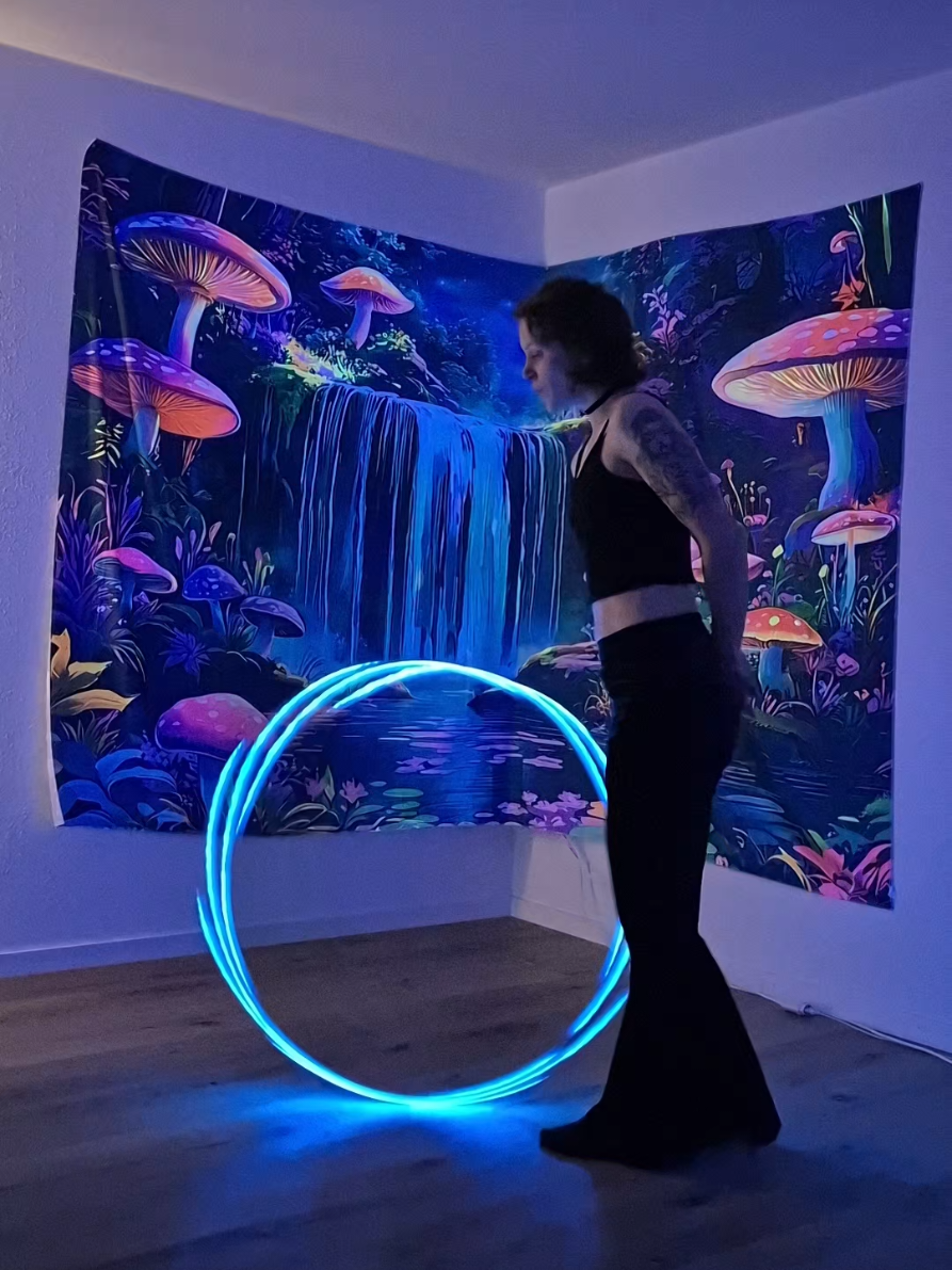 @Hu.Laura.Hoop