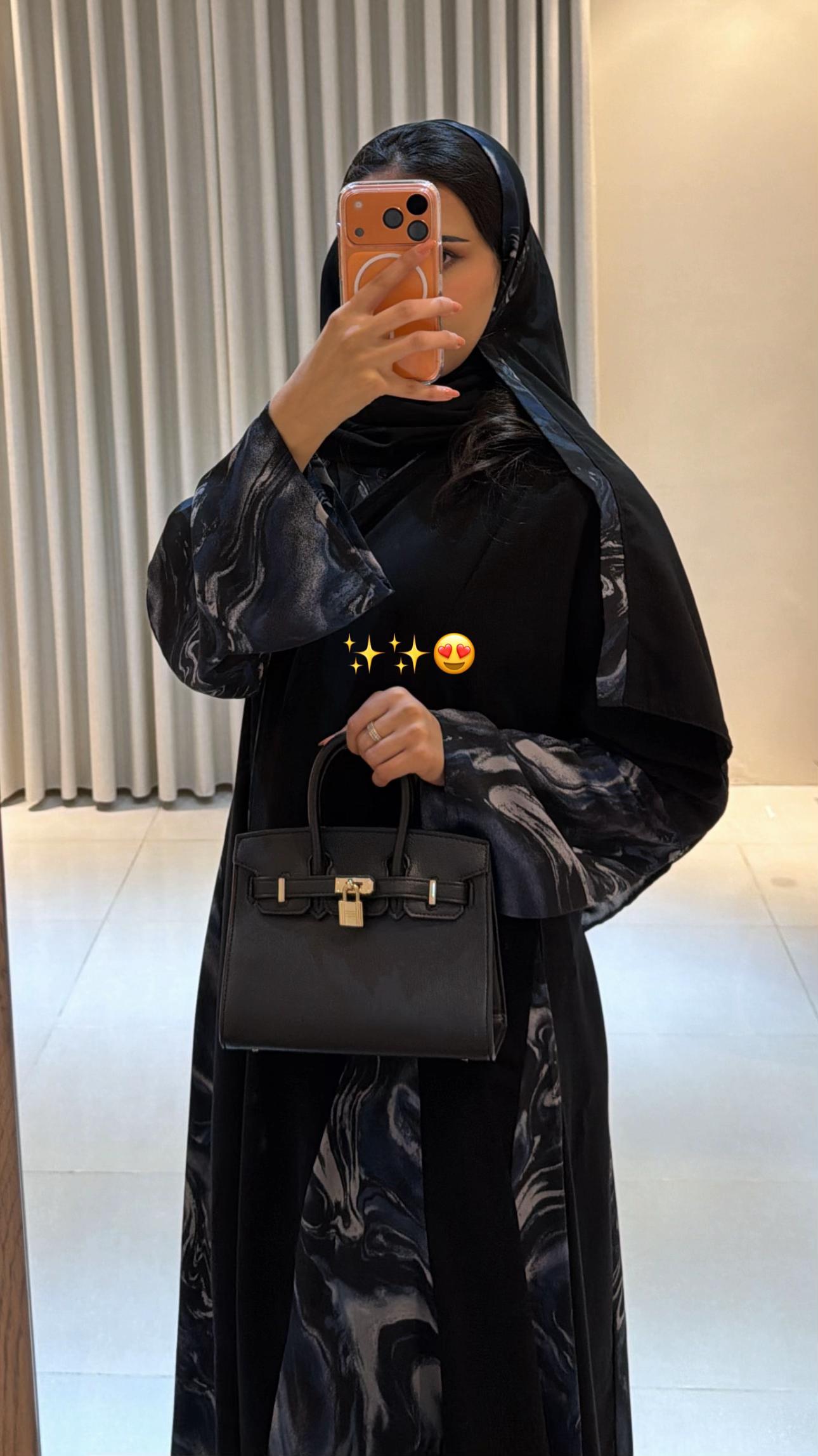 @عبايات لافيرا