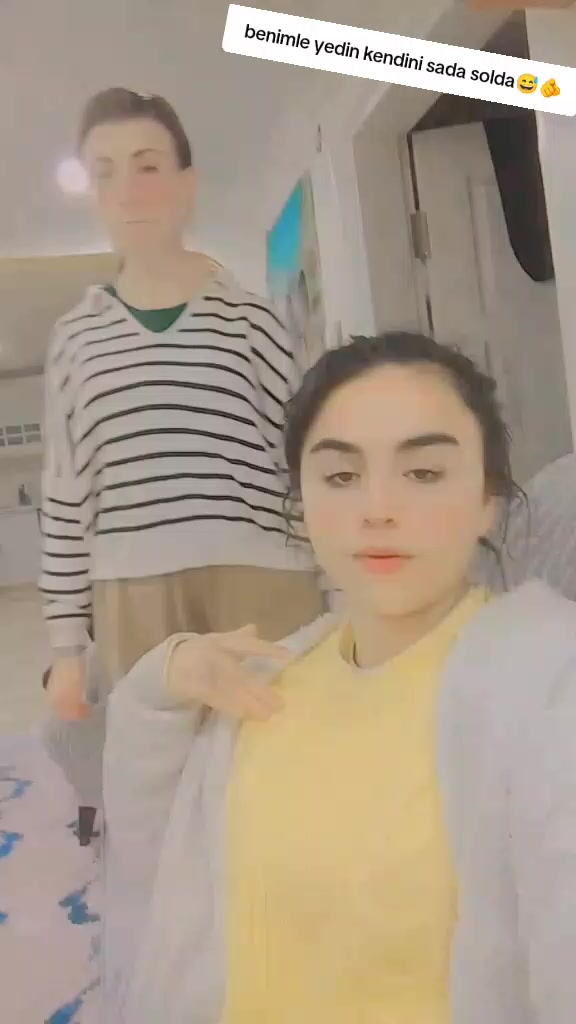 @Nazlı demir