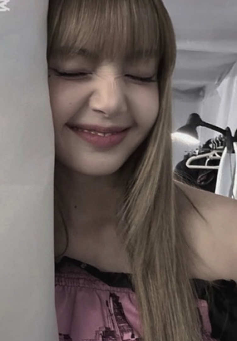 @៸:あ ‹ ᥣіs𑄝︭ '🫐| 5ӄ