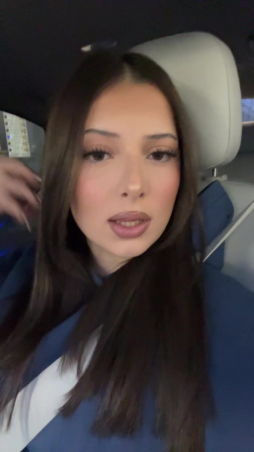 @ilaria