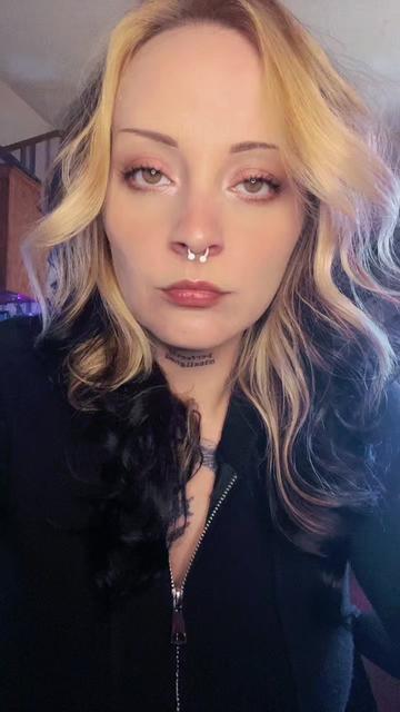 @𝒜𝓁𝒶𝒾𝓃𝒶 𝑀𝒶𝓇𝒾𝒶 ⏾