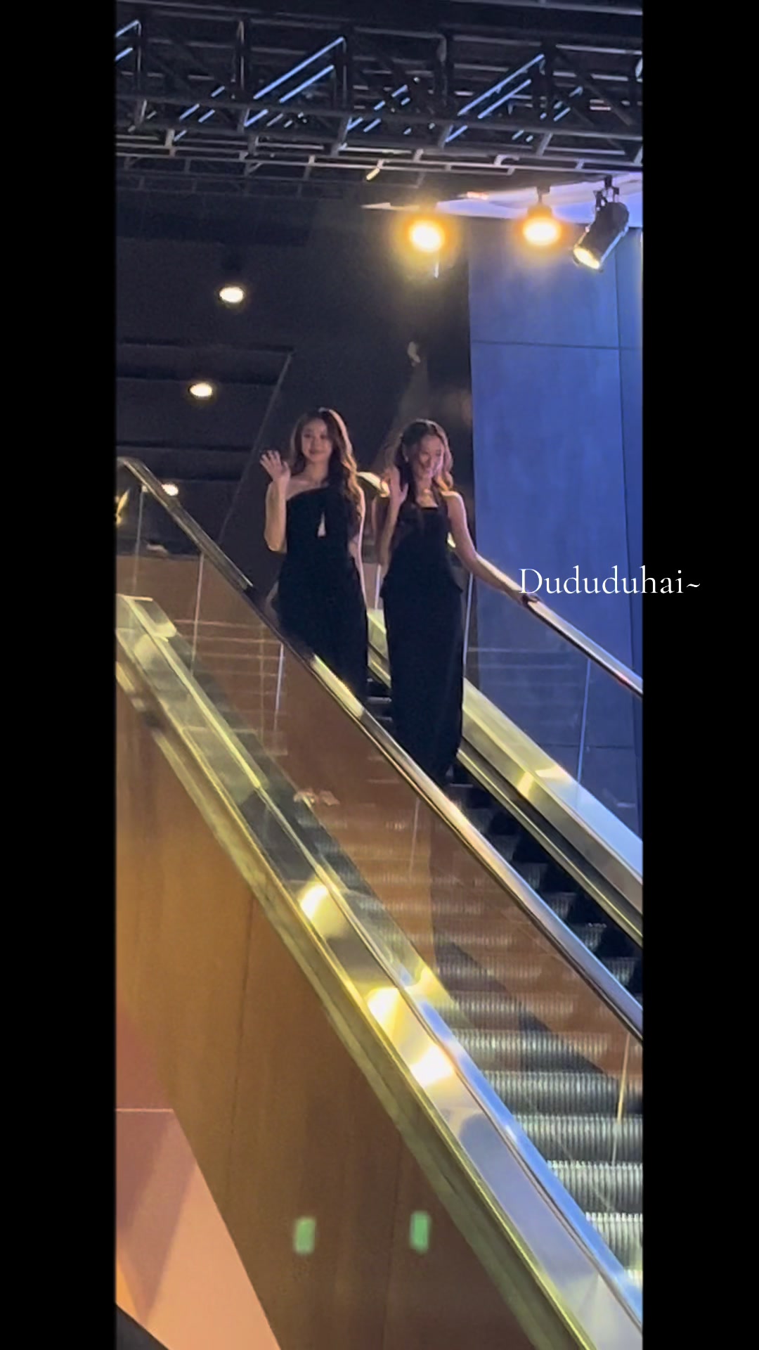 @Adududu