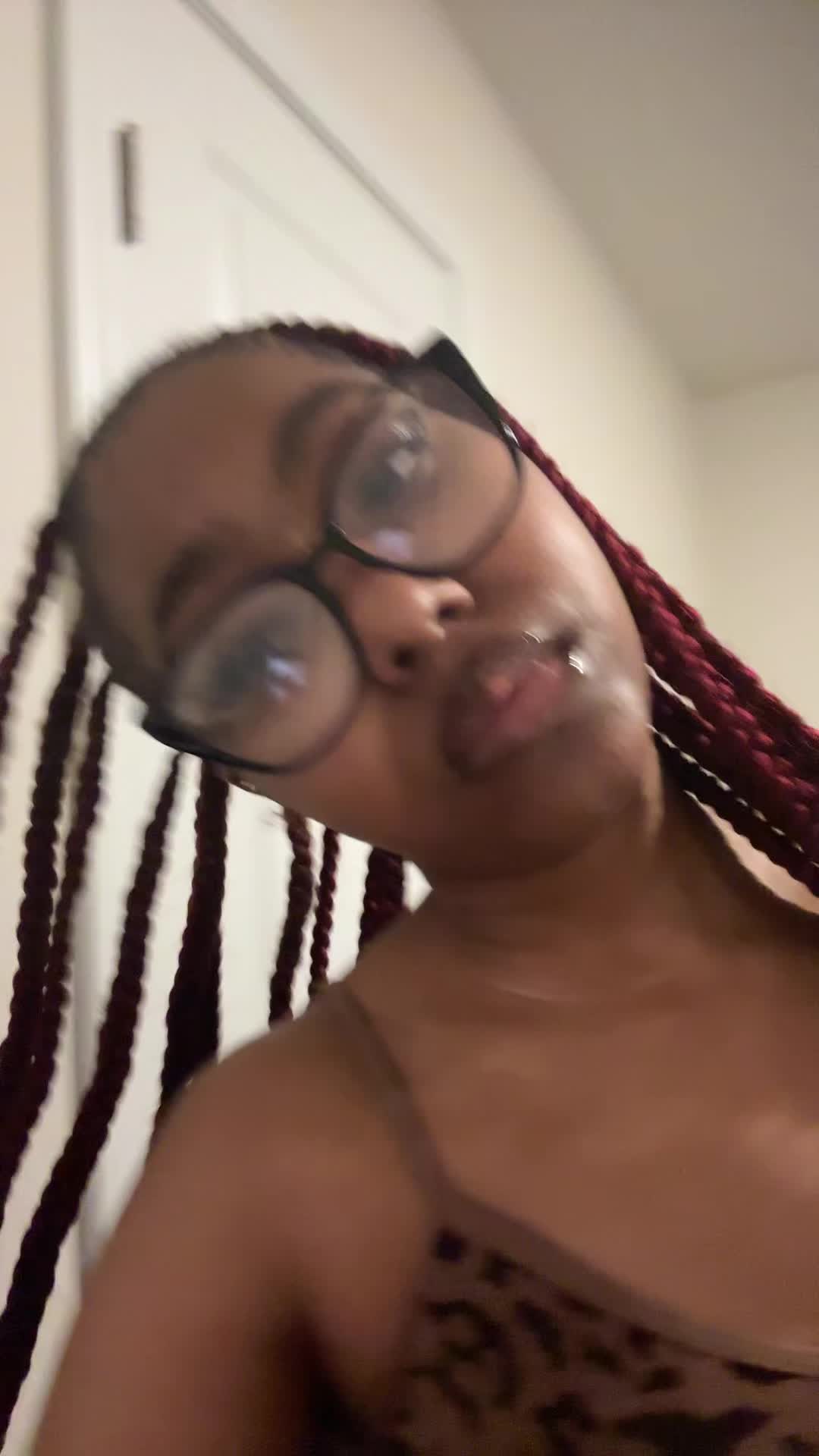 @ziyybay on ig