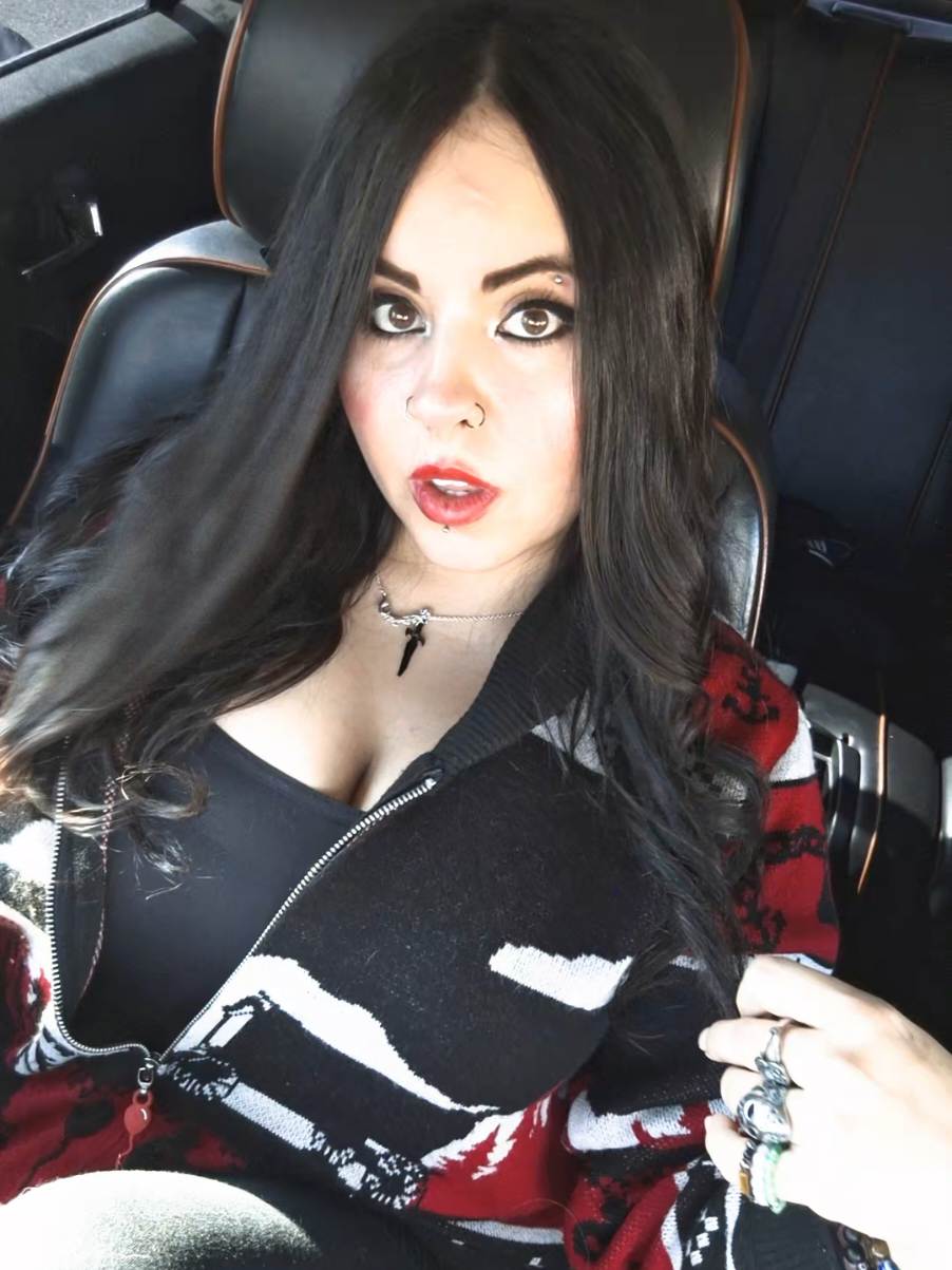 @Jacquelyn Brousseau 🖤