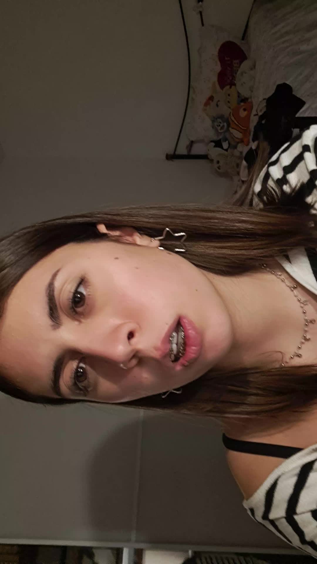 @em :):