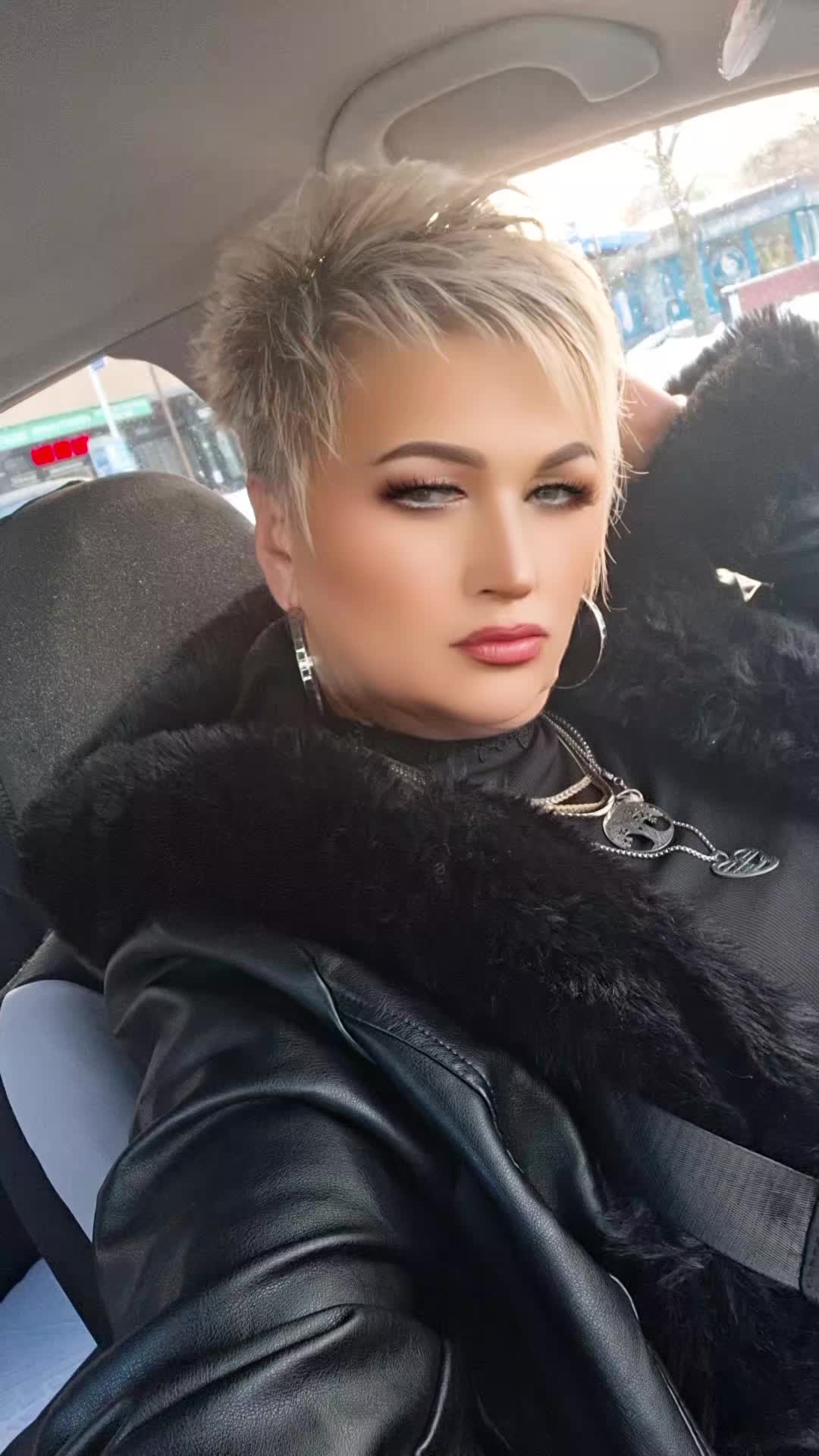 @𝒜𝓃𝒹𝒾𝓀𝒶