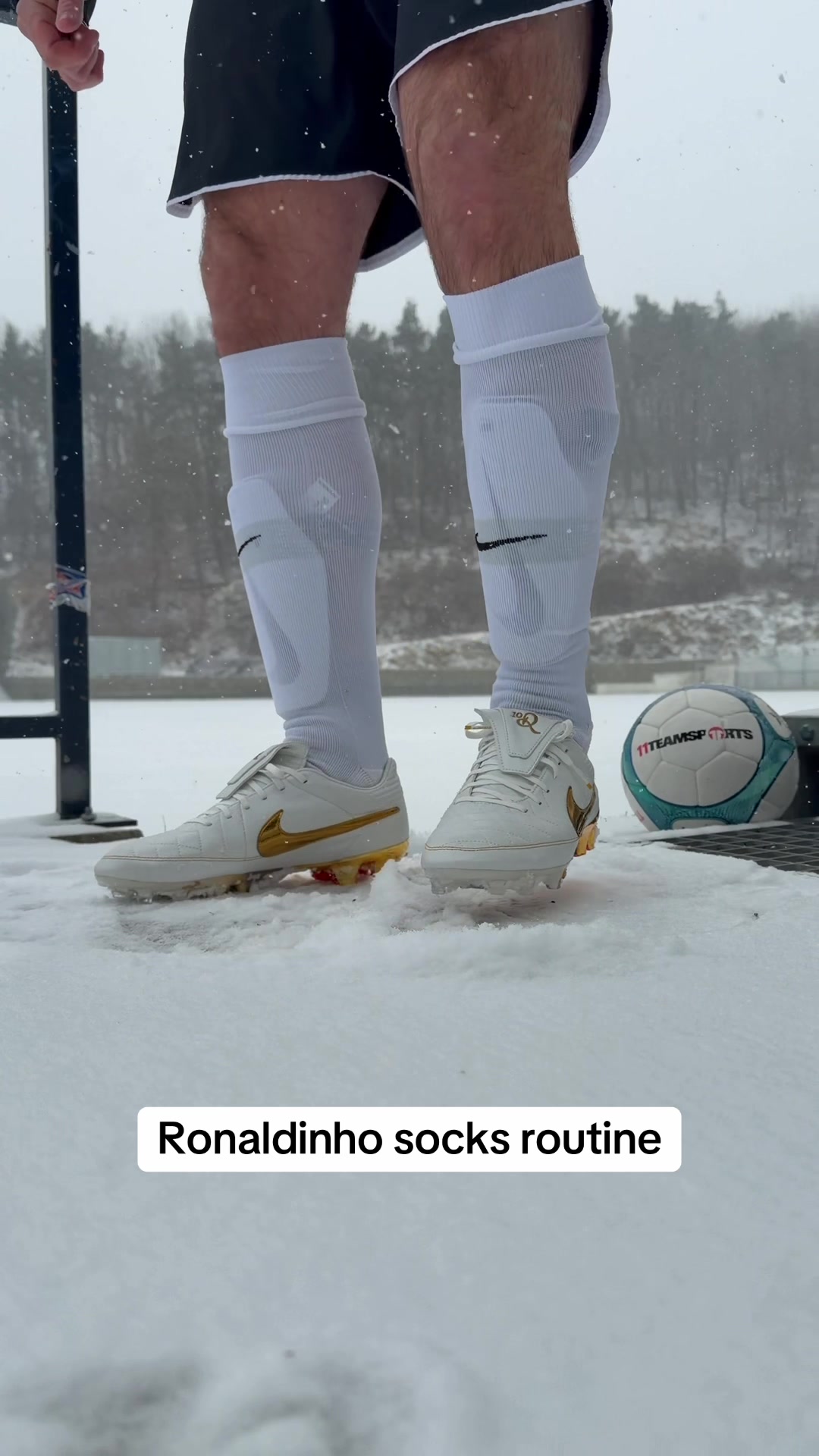 @11teamsports