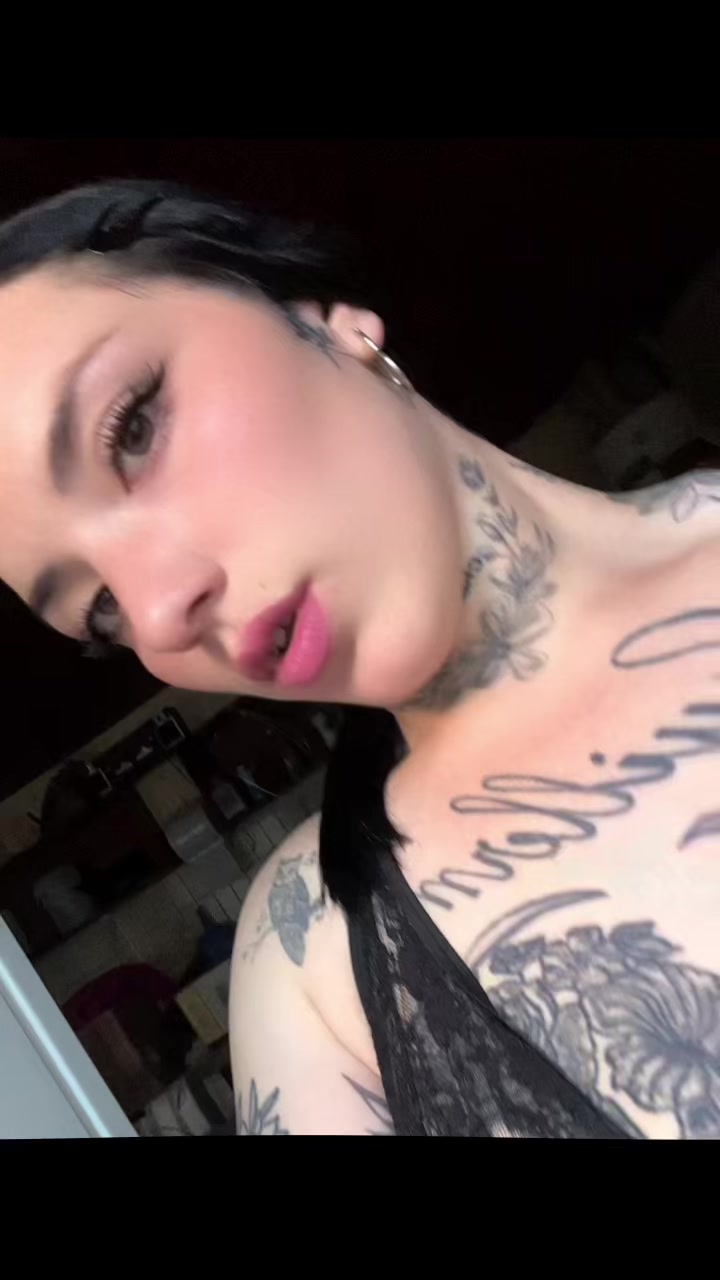 @Ludmila Lizazo