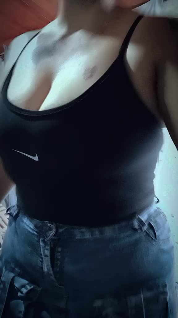 @nini