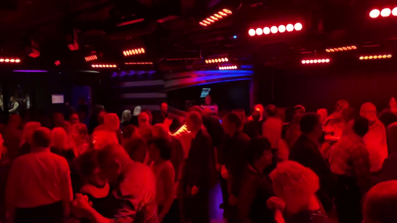 @Th&eacute; Dansant Duplex