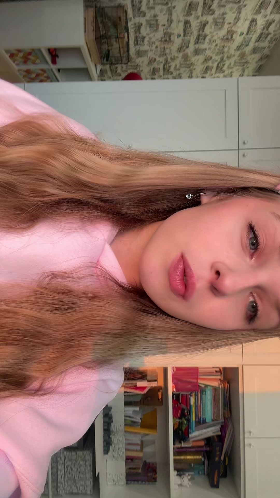 @манька