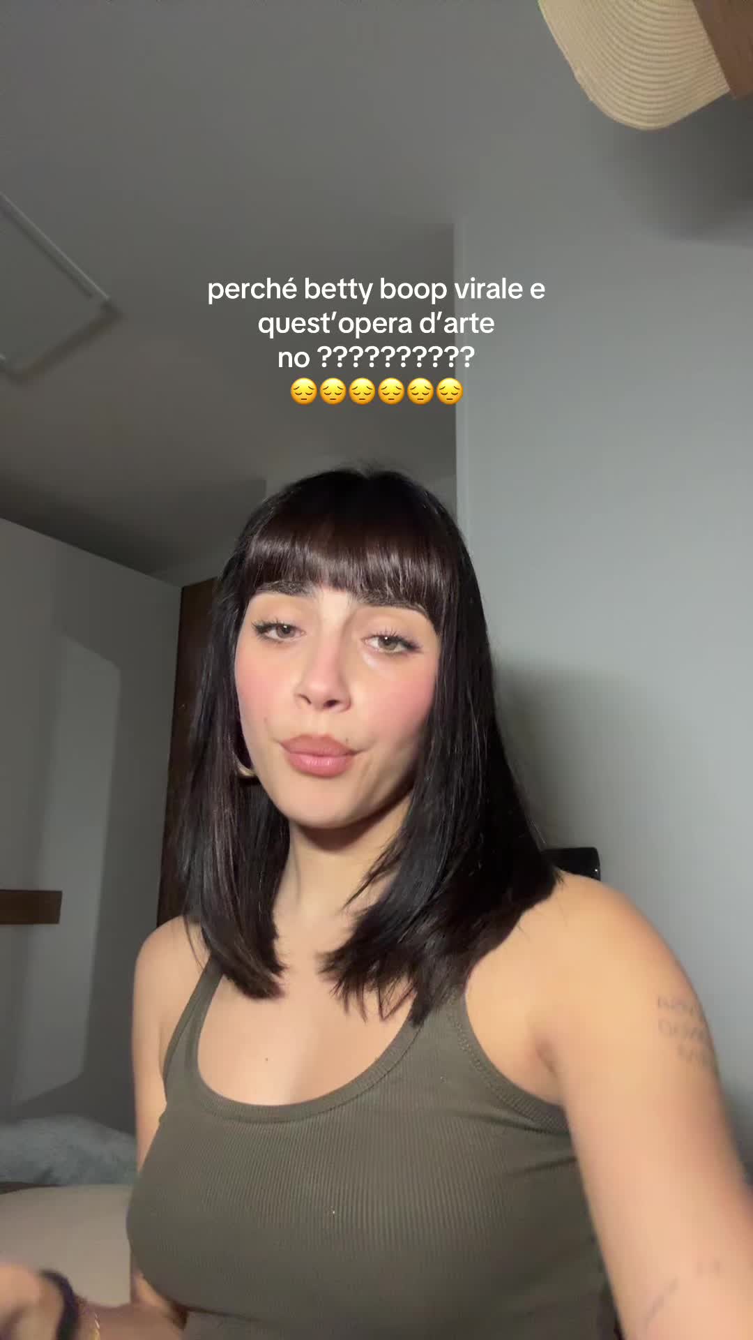 @apollineo
