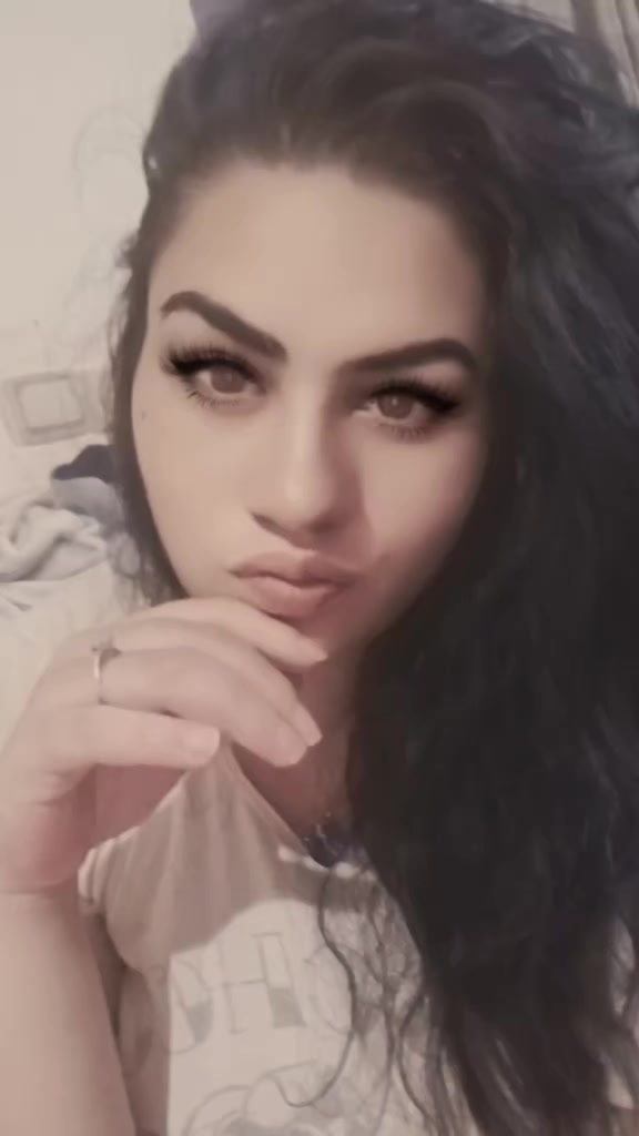 @Black-eyed lioness 🦁👁️❤️🌍